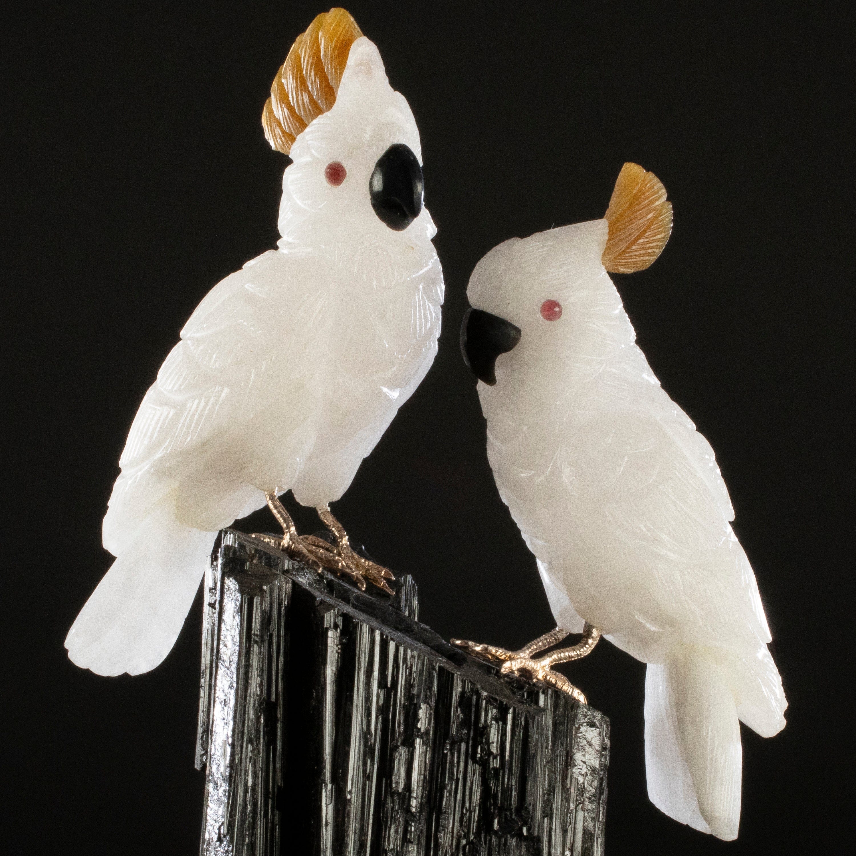 Kalifano Love Birds Carvings Quartz Cockatoo Couple Love Bird Carving on Black Tourmaline Base LB.B234.001