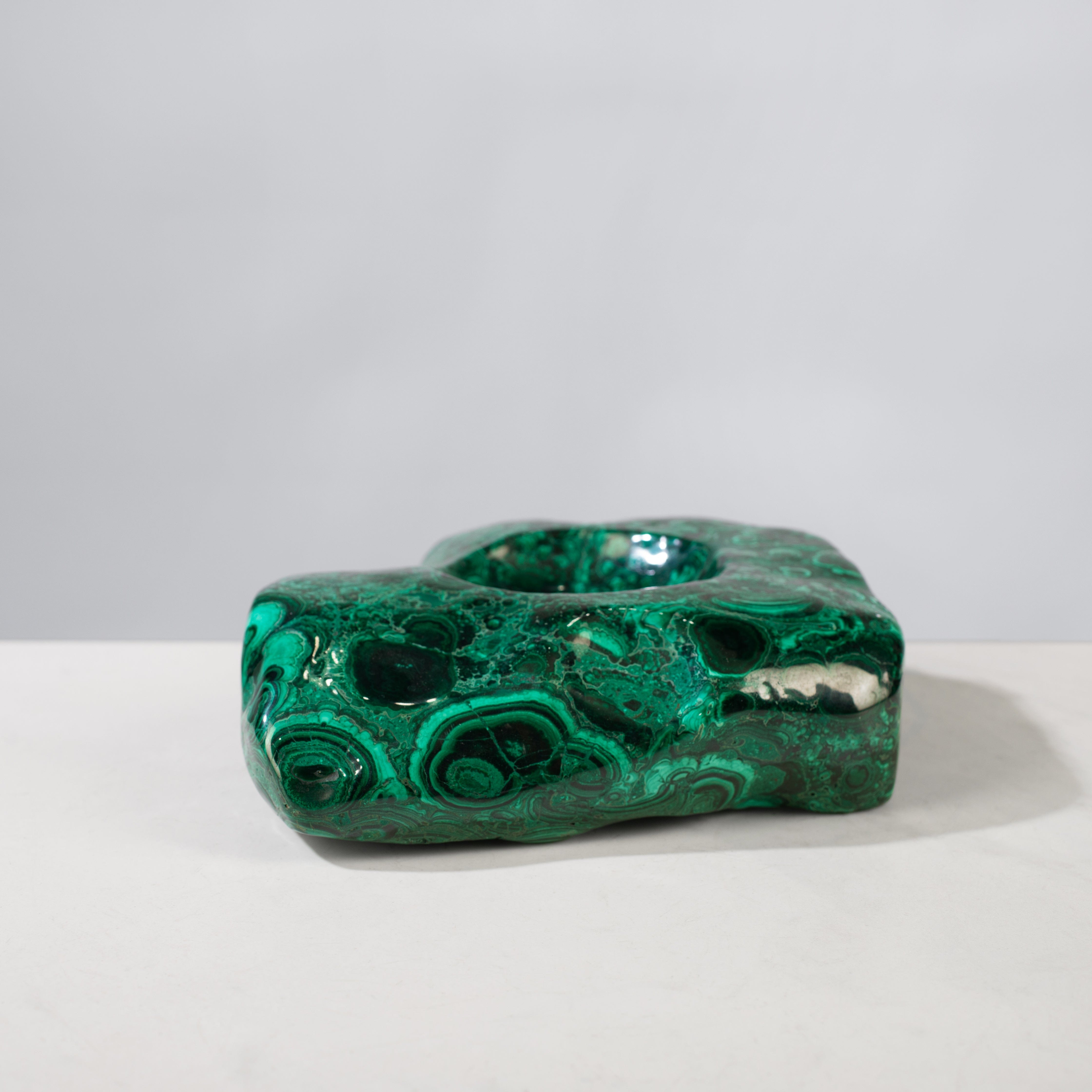 Kalifano Malachite Malachite Ashtray / Bowl Carving from Congo - 7.5" / 3,178 g MAA5800.002