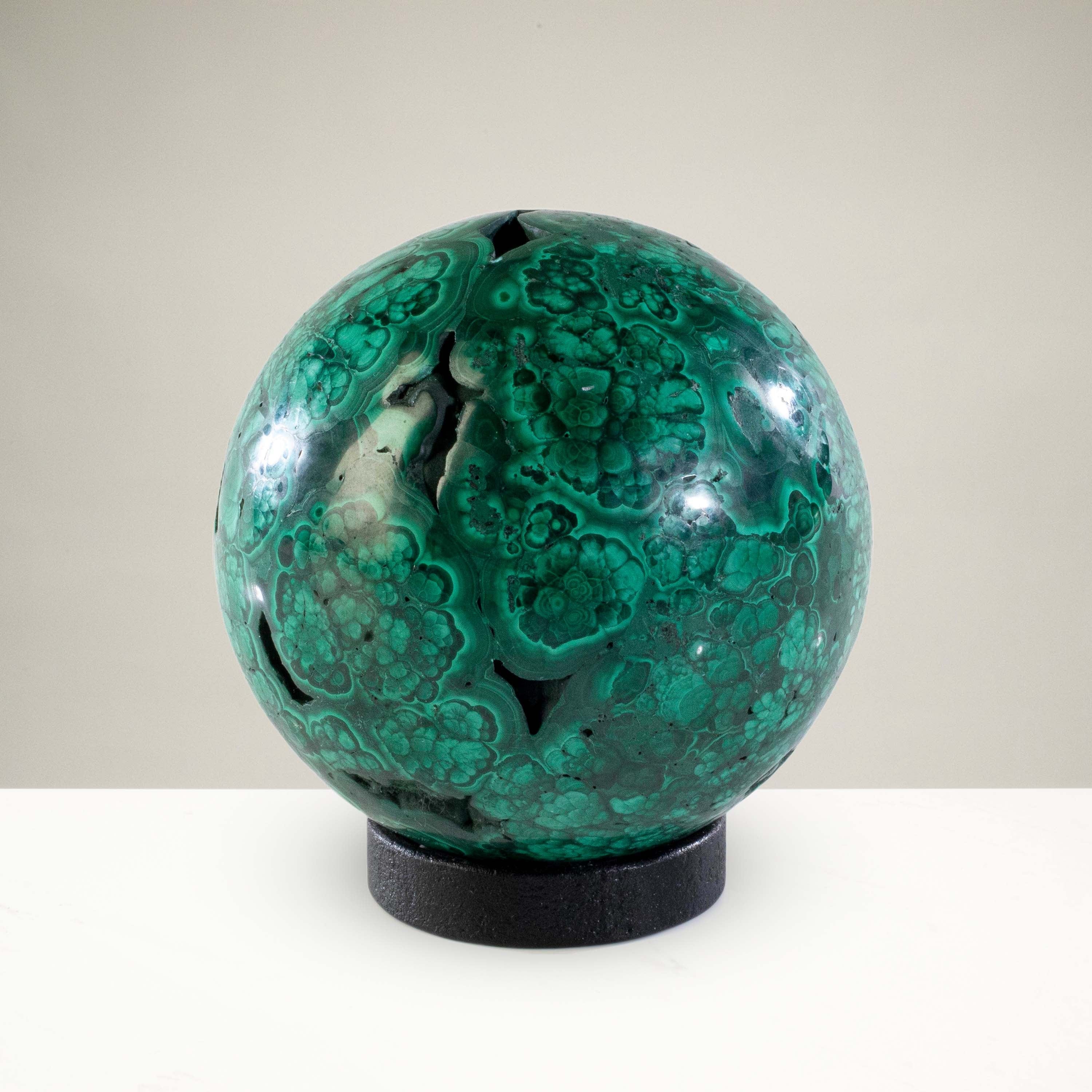 Kalifano Malachite Malachite Sphere Carving 3.5" / 1,130g SP2800-MA.001