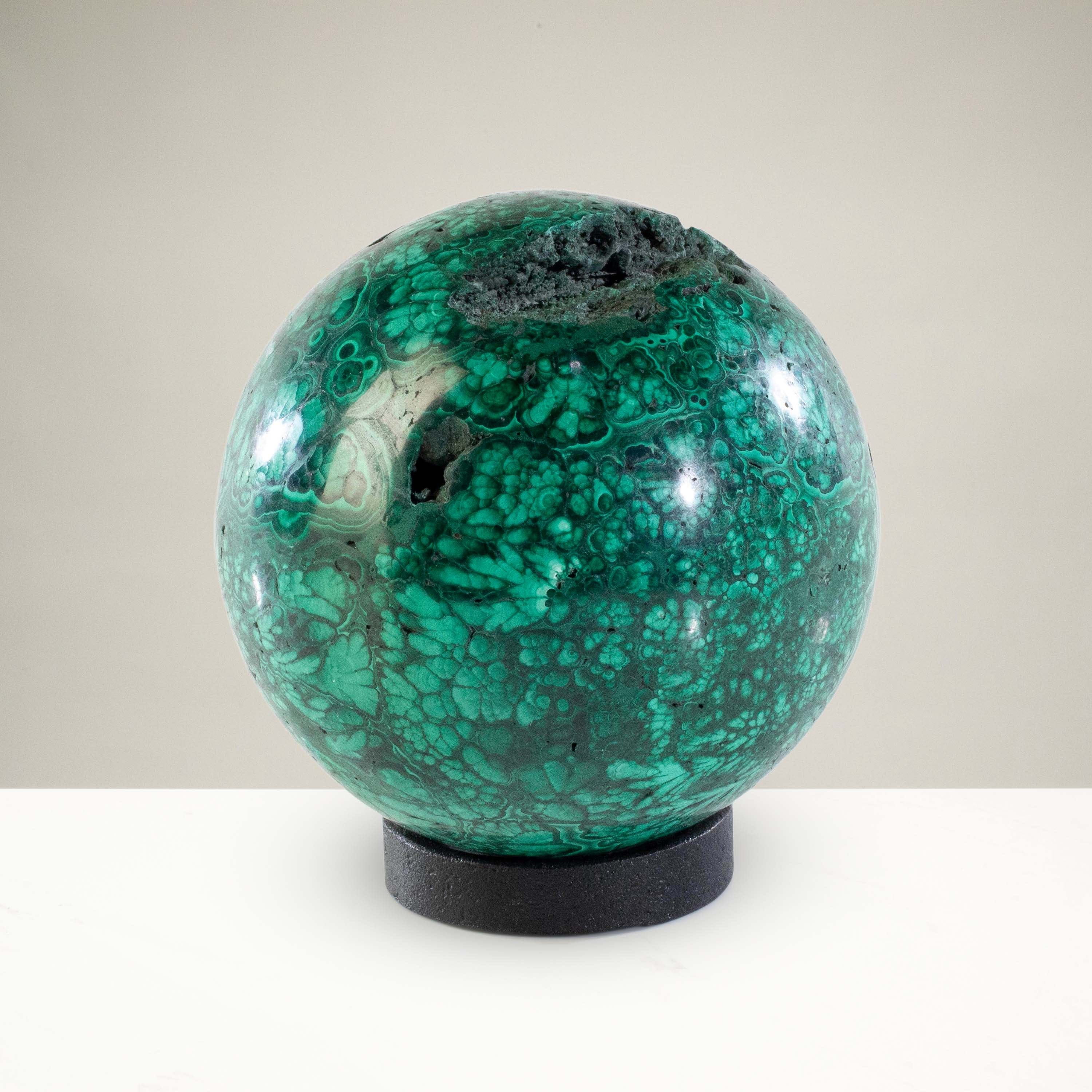 Kalifano Malachite Malachite Sphere Carving 3.5" / 1,320g SP3200-MA.001