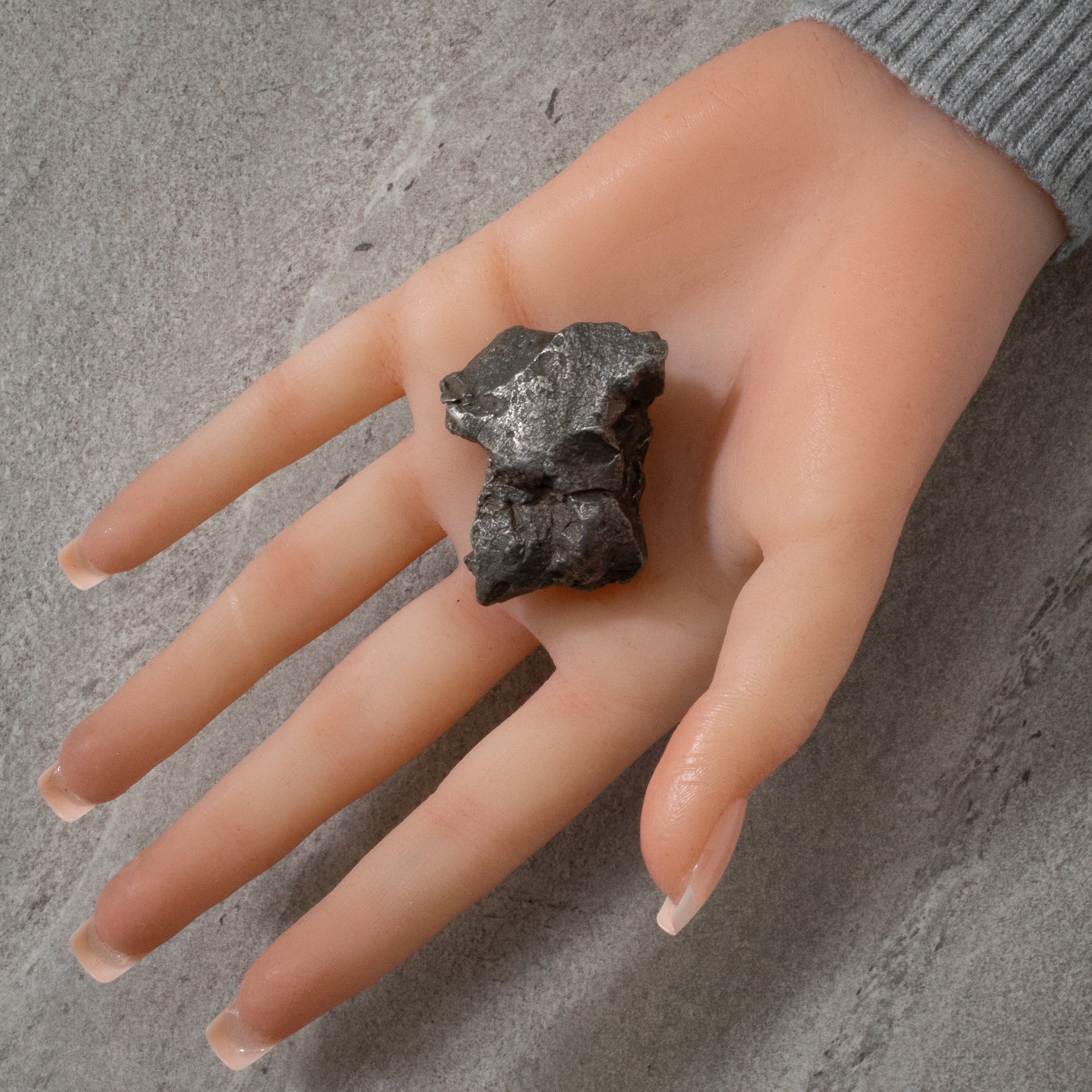 Kalifano Meteorites Natural Sikhote-Alin Meteorite from Russia- 1.5" / 108 grams MTS2400.015