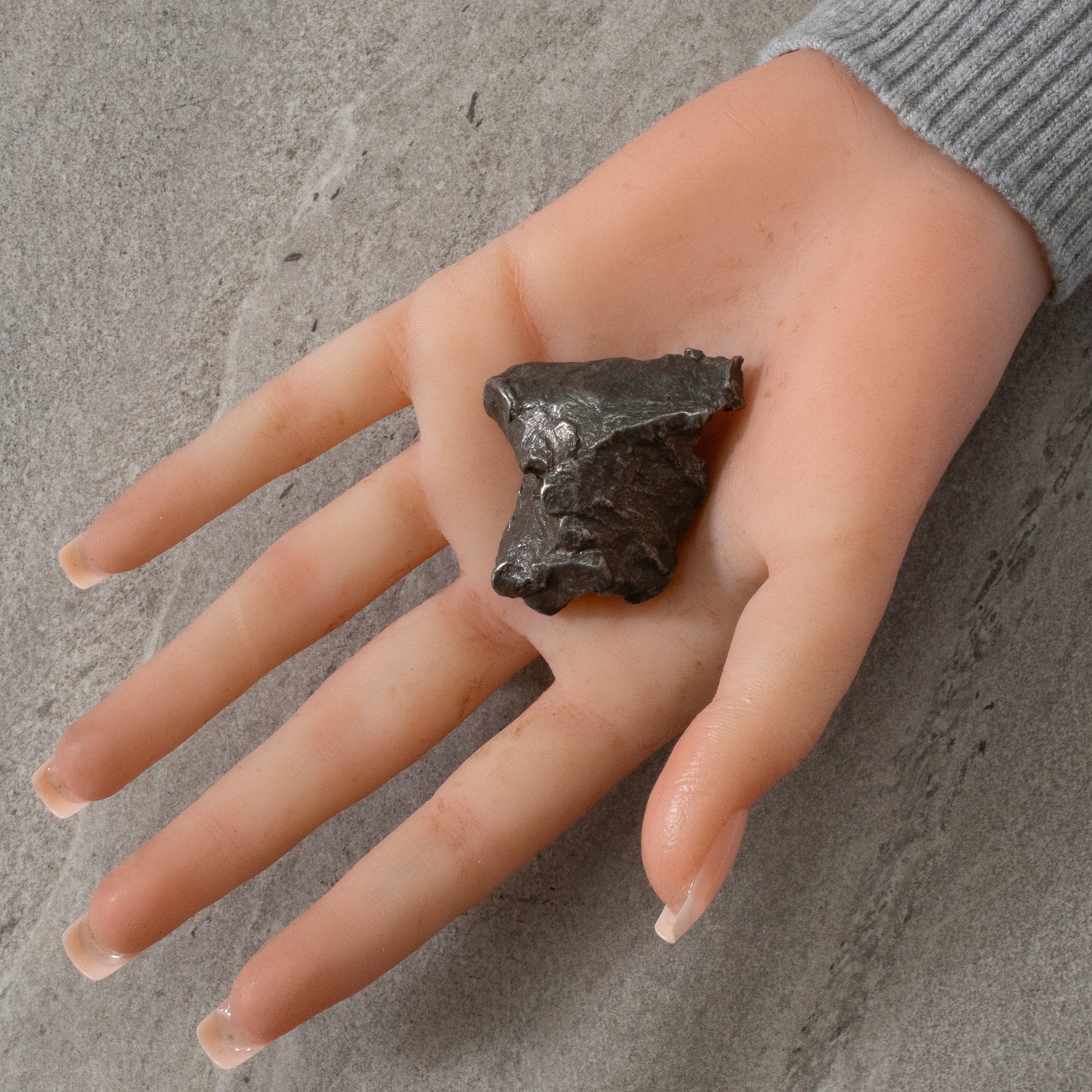 Kalifano Meteorites Natural Sikhote-Alin Meteorite from Russia- 1.7" / 87 grams MTS2000.012