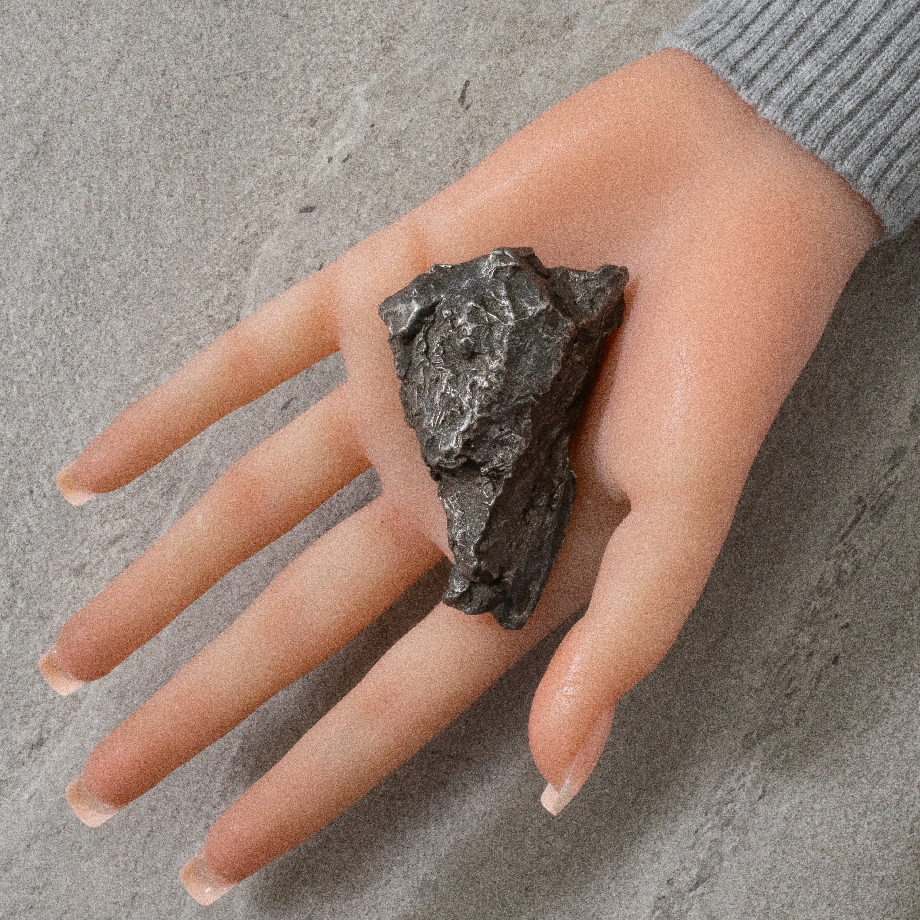 Kalifano Meteorites Natural Sikhote-Alin Meteorite from Russia- 2.6" / 189 grams MTS4200.001