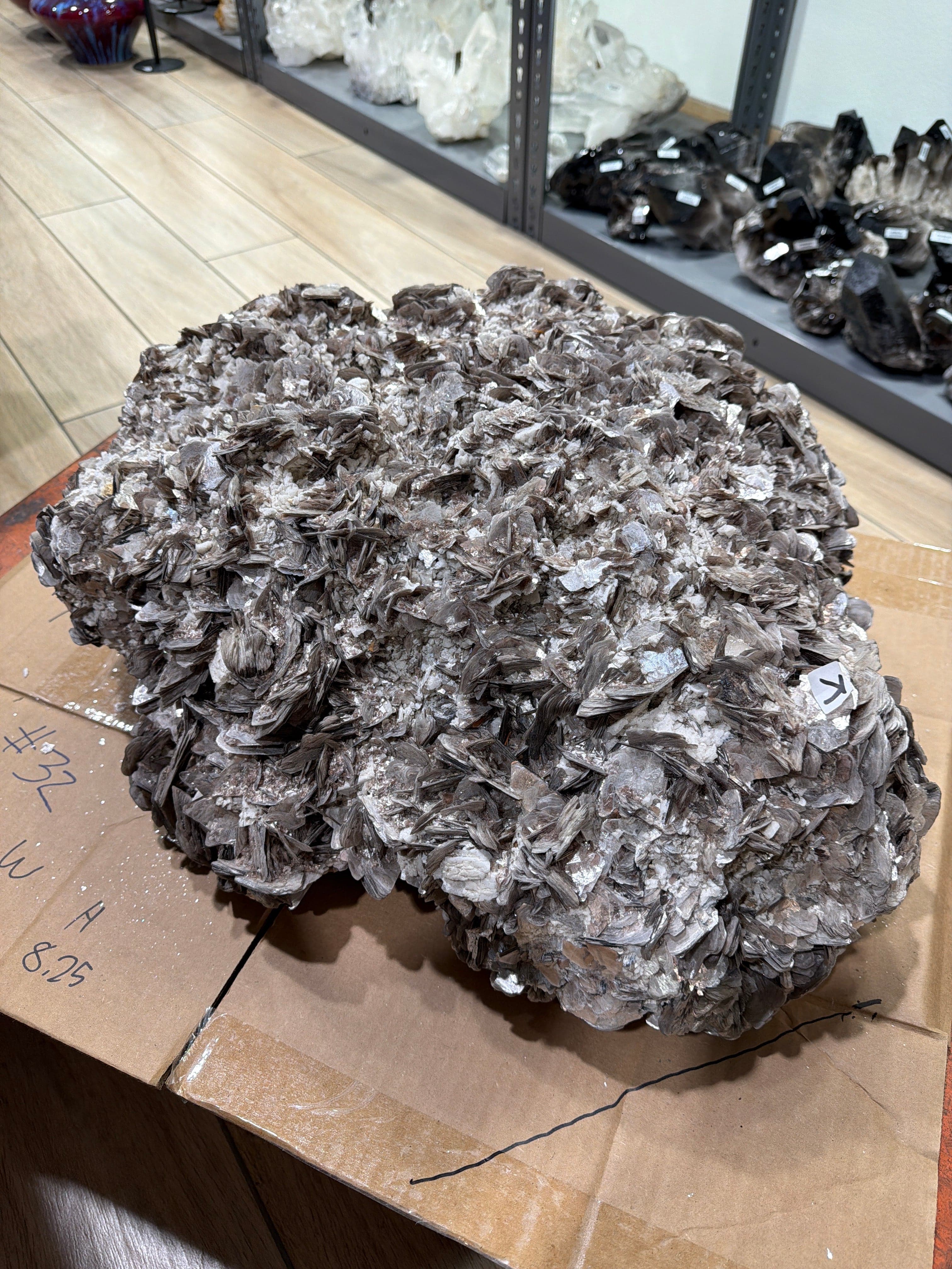 Kalifano Mica Natural Brazilian Mica & Albite - 23" / 131 lbs MC29800.001