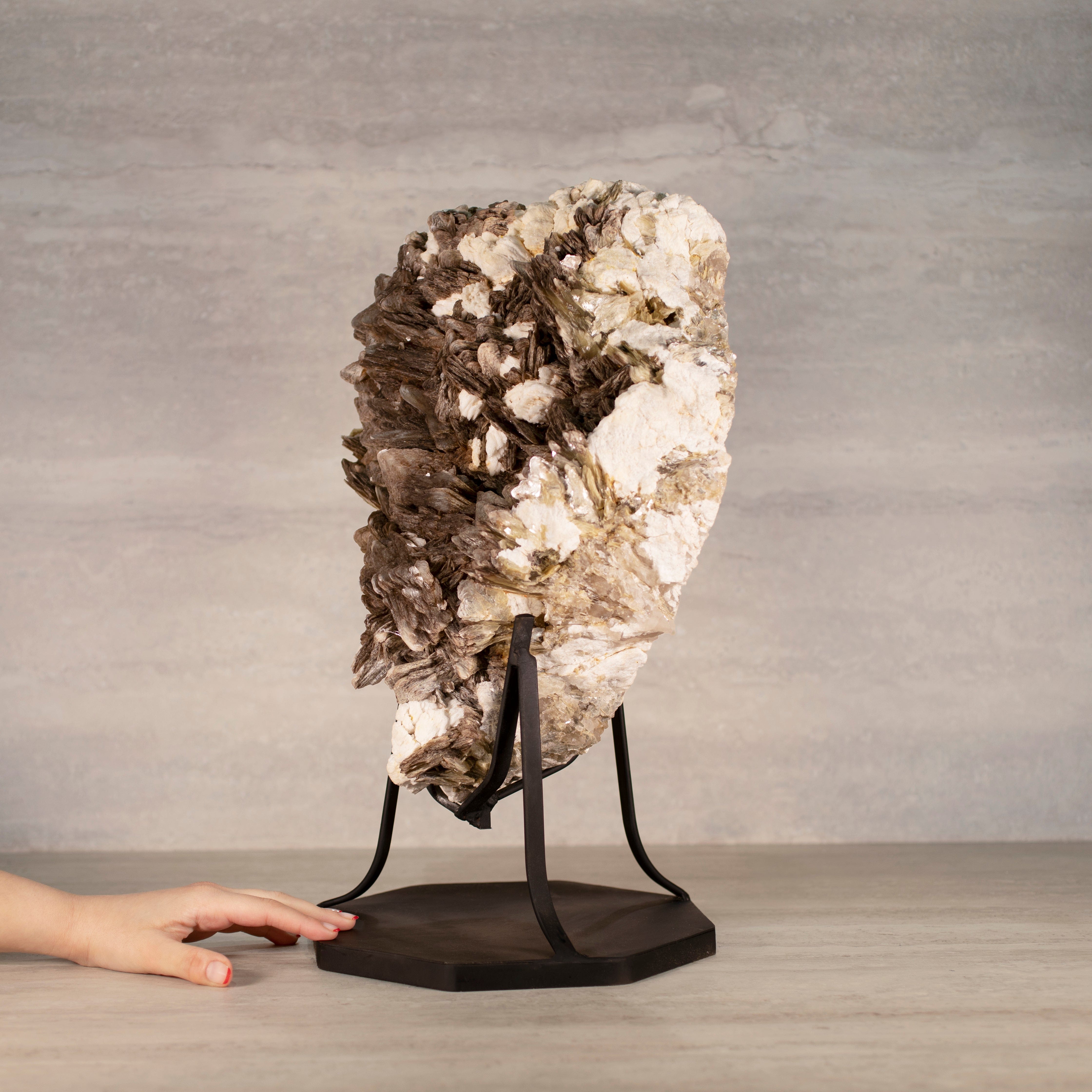 Kalifano Mica Natural Brazilian Mica & Albite on Custom Stand - 19" / 43 lbs MC9800.001