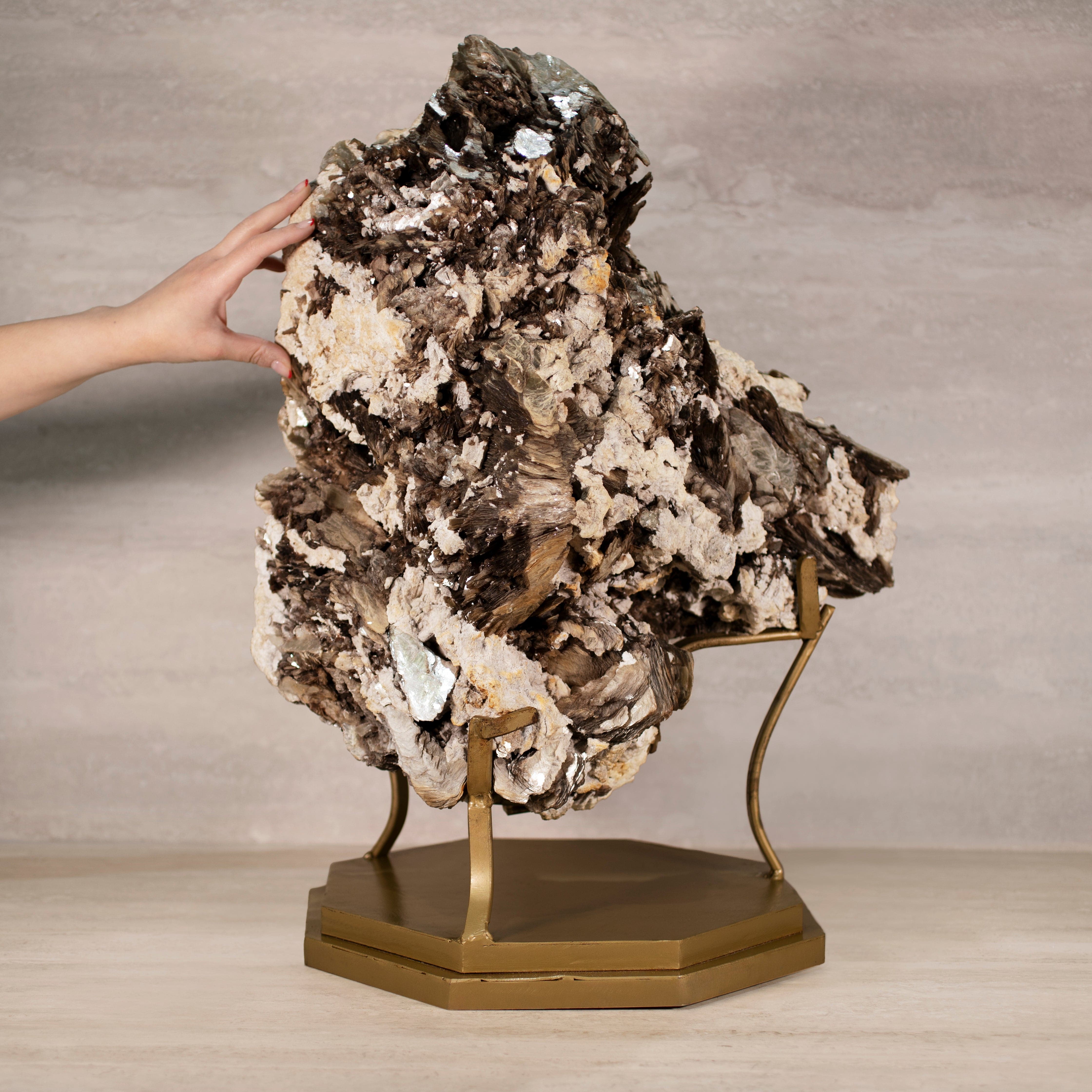 Kalifano Mica Natural Brazilian Mica & Albite on Custom Stand - 25.75" / 127 lbs MC29000.001