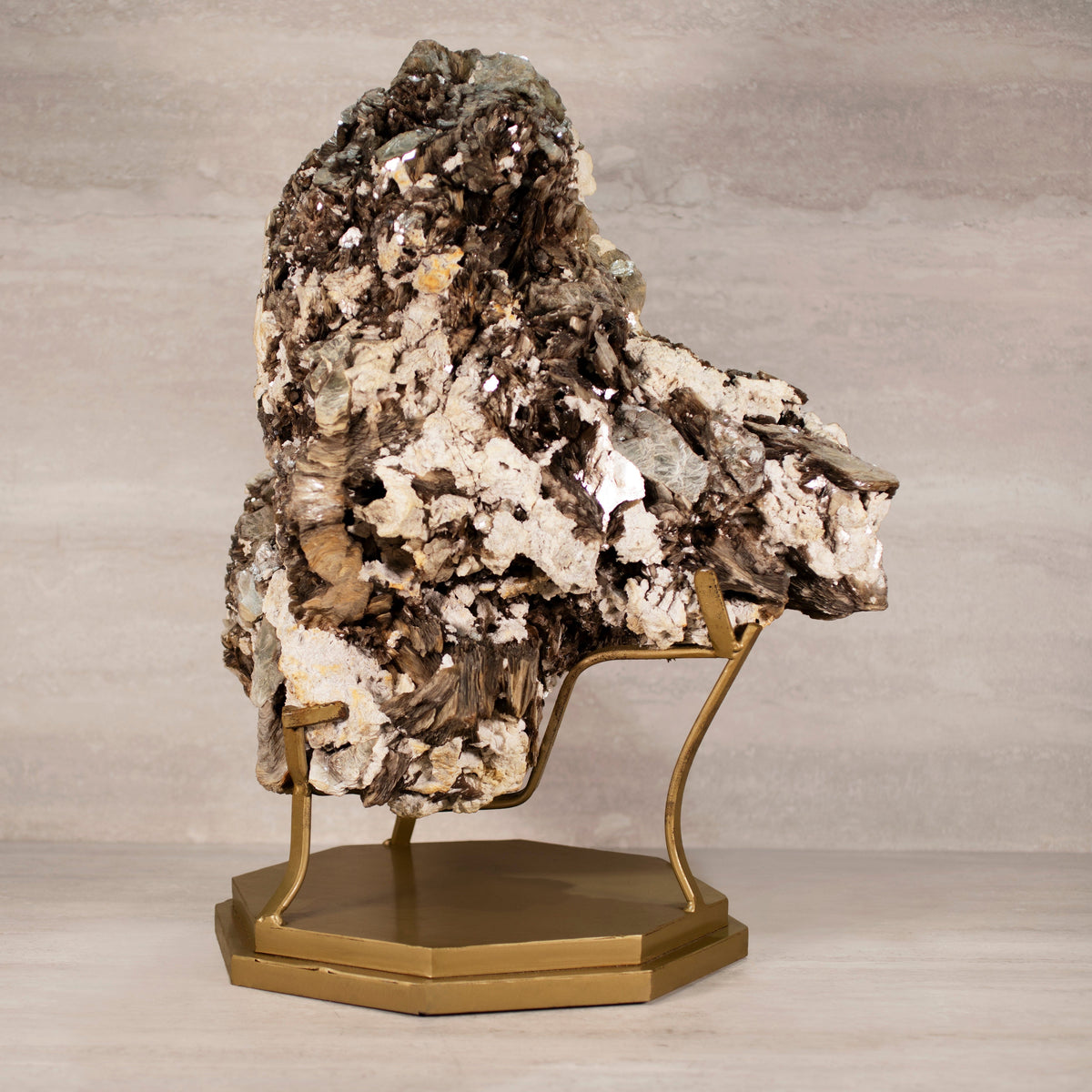 Kalifano Mica Natural Brazilian Mica & Albite on Custom Stand - 25.75" / 127 lbs MC29000.001