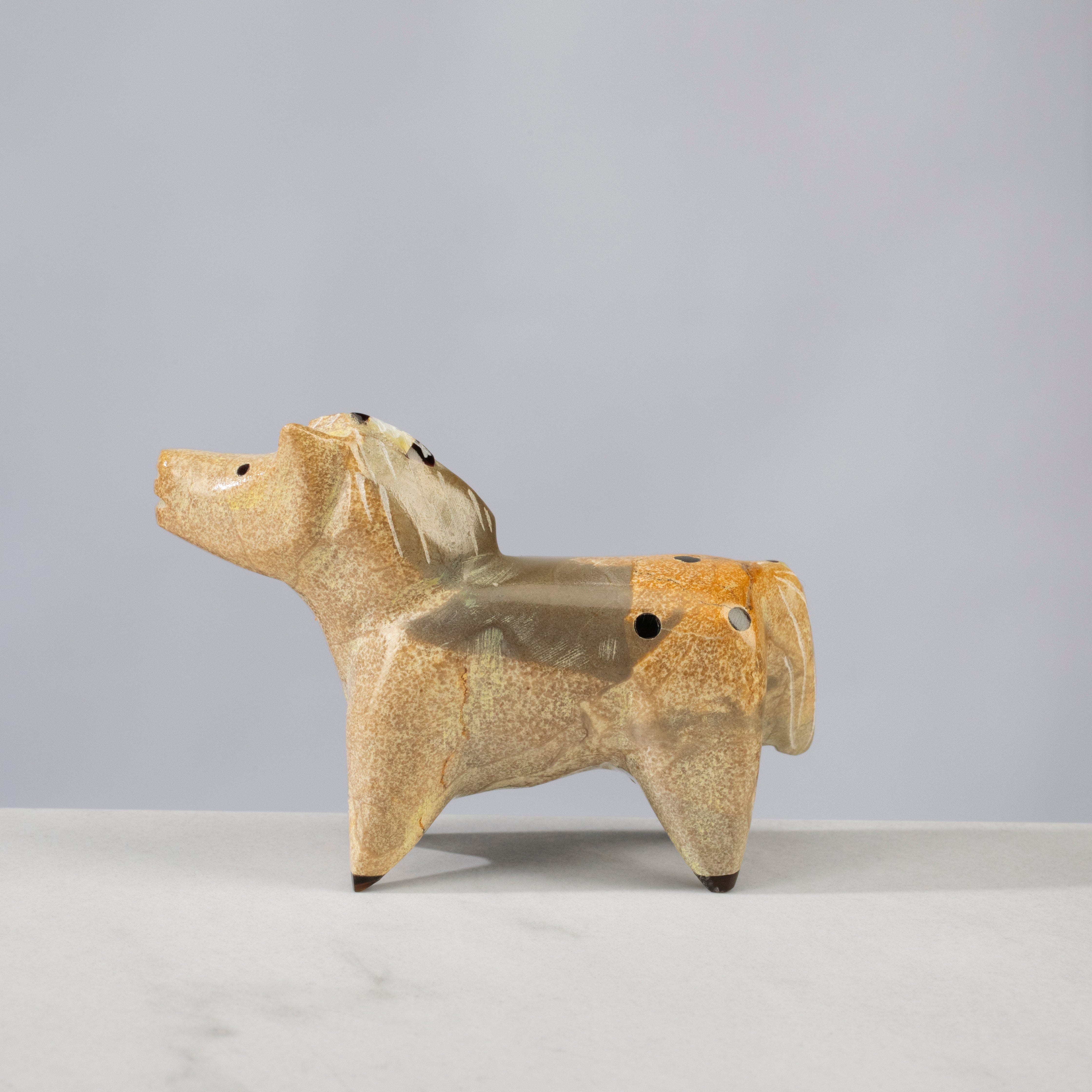 Kalifano Native American Fetish Carvings Enrike Leekya Zuni Stone Handmade  Fetish Horse Carving NAC372.002