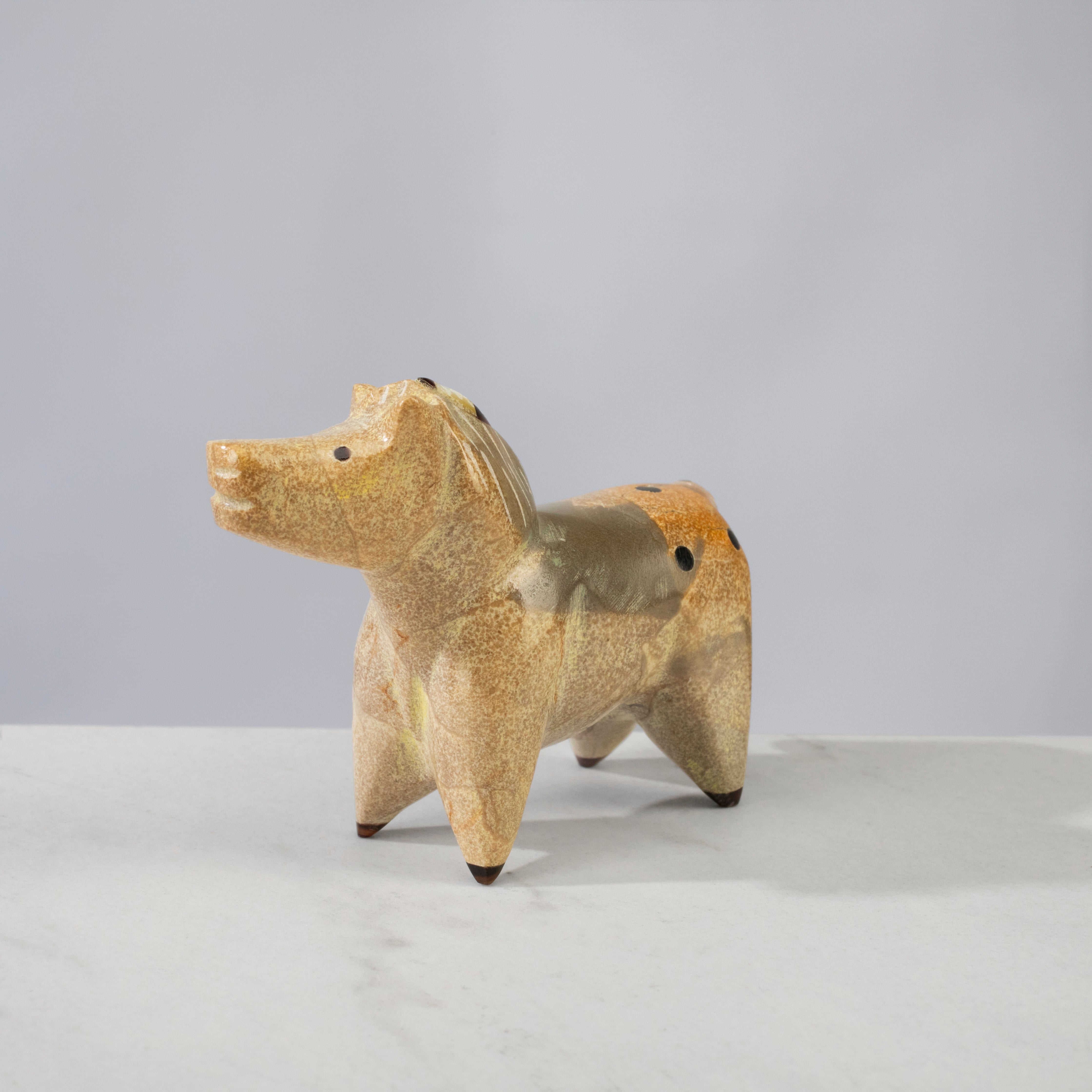 Kalifano Native American Fetish Carvings Enrike Leekya Zuni Stone Handmade  Fetish Horse Carving NAC372.002