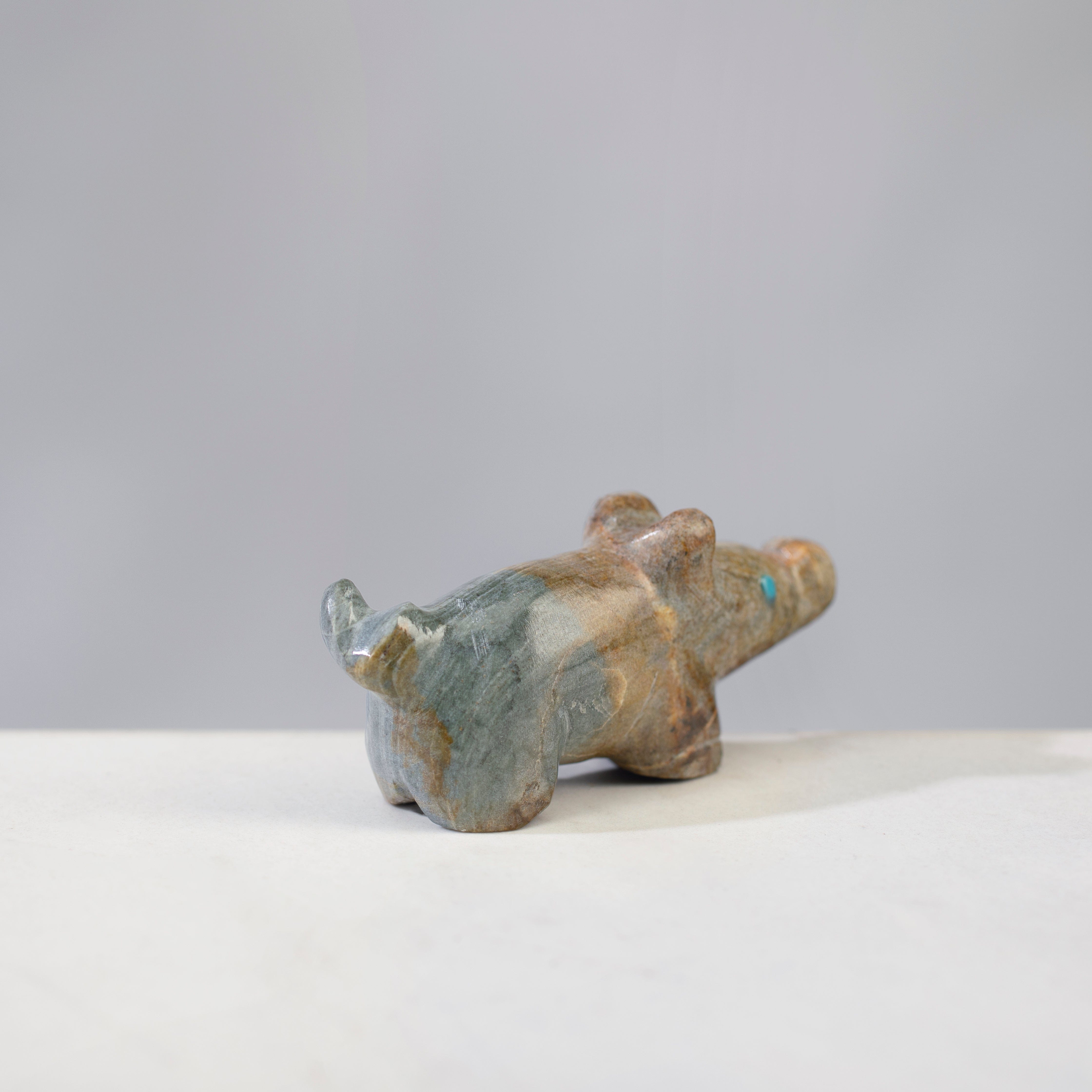 Kalifano Native American Fetish Carvings Louise Ponchelle Picaso Marble & Turquoise Handmade Zuni Pig Carving NAC150.003