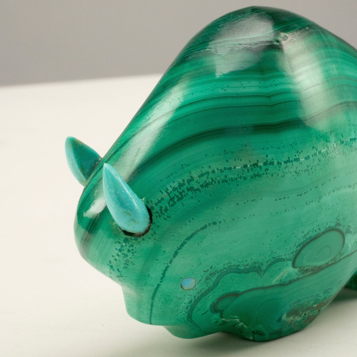 KALIFANO | Lynn Quam Malachite Handmade Zuni Fetish Buffalo Carving