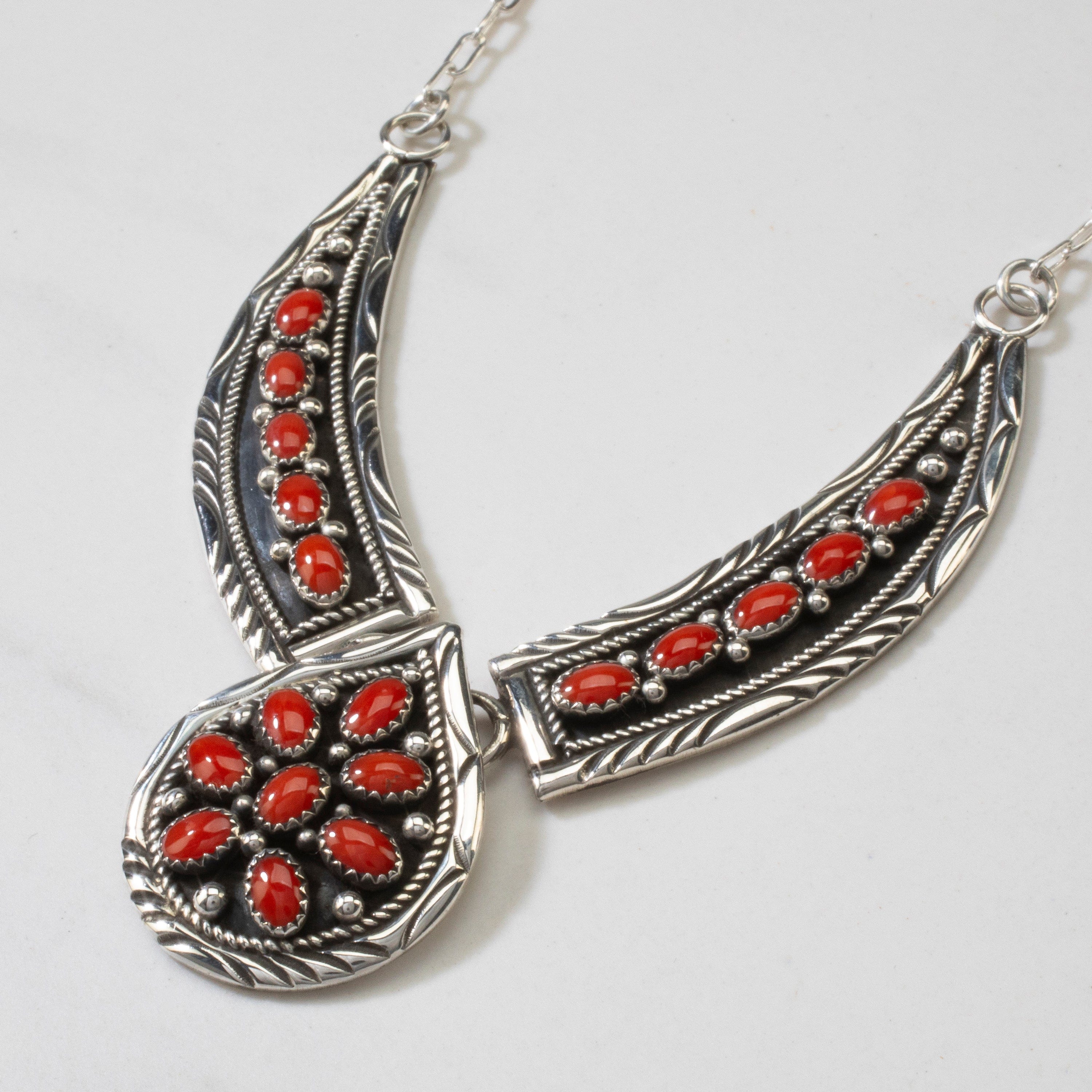 Kalifano Native American Jewelry 18" Bobby Johnson Red Coral Navajo USA Native American Made 925 Sterling Silver Necklace NAN2400.016