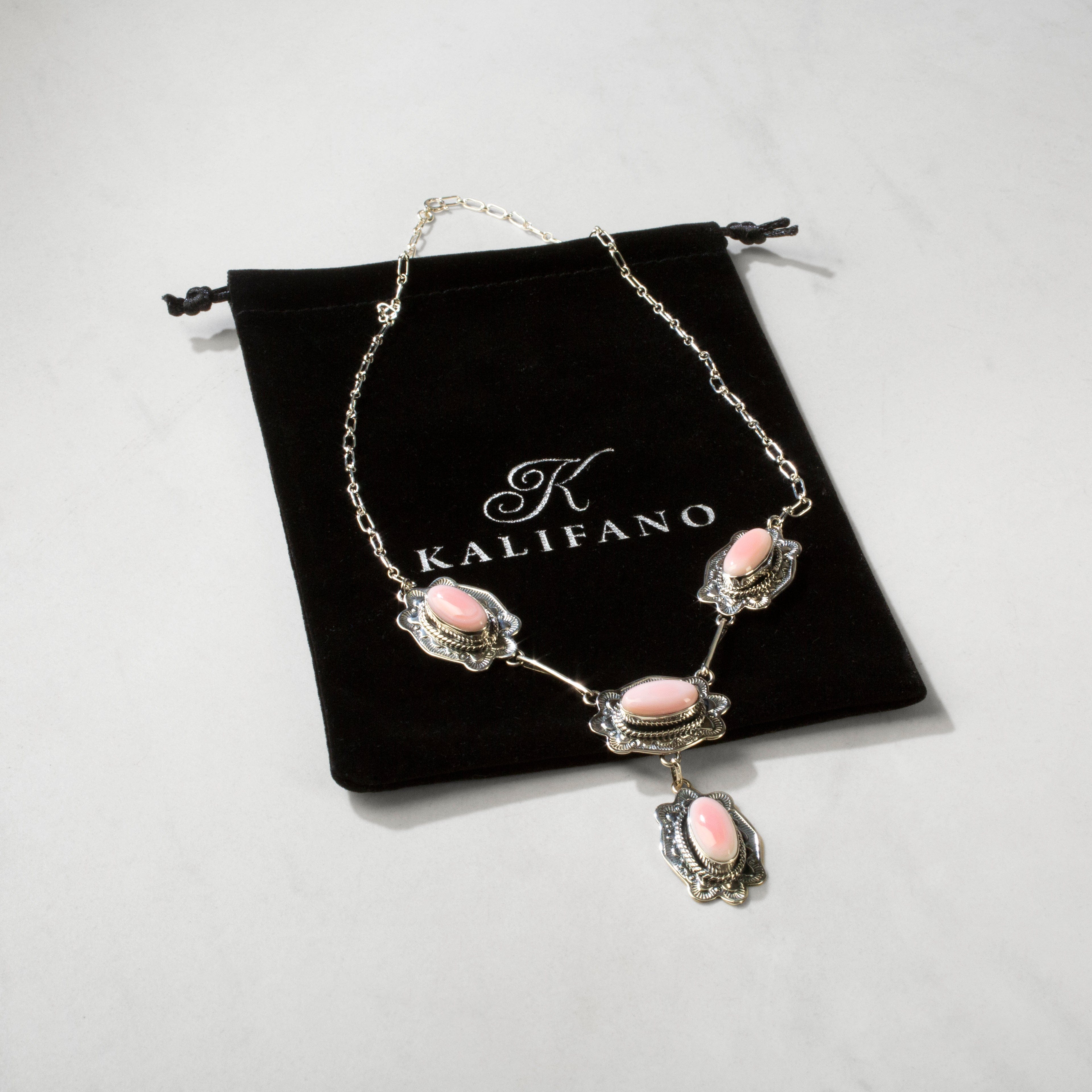Kalifano Native American Jewelry 18" Joe Piaso Jr. Pink Conch Shell Navajo USA Native American Made 925 Sterling Silver Necklace NAN3200.002