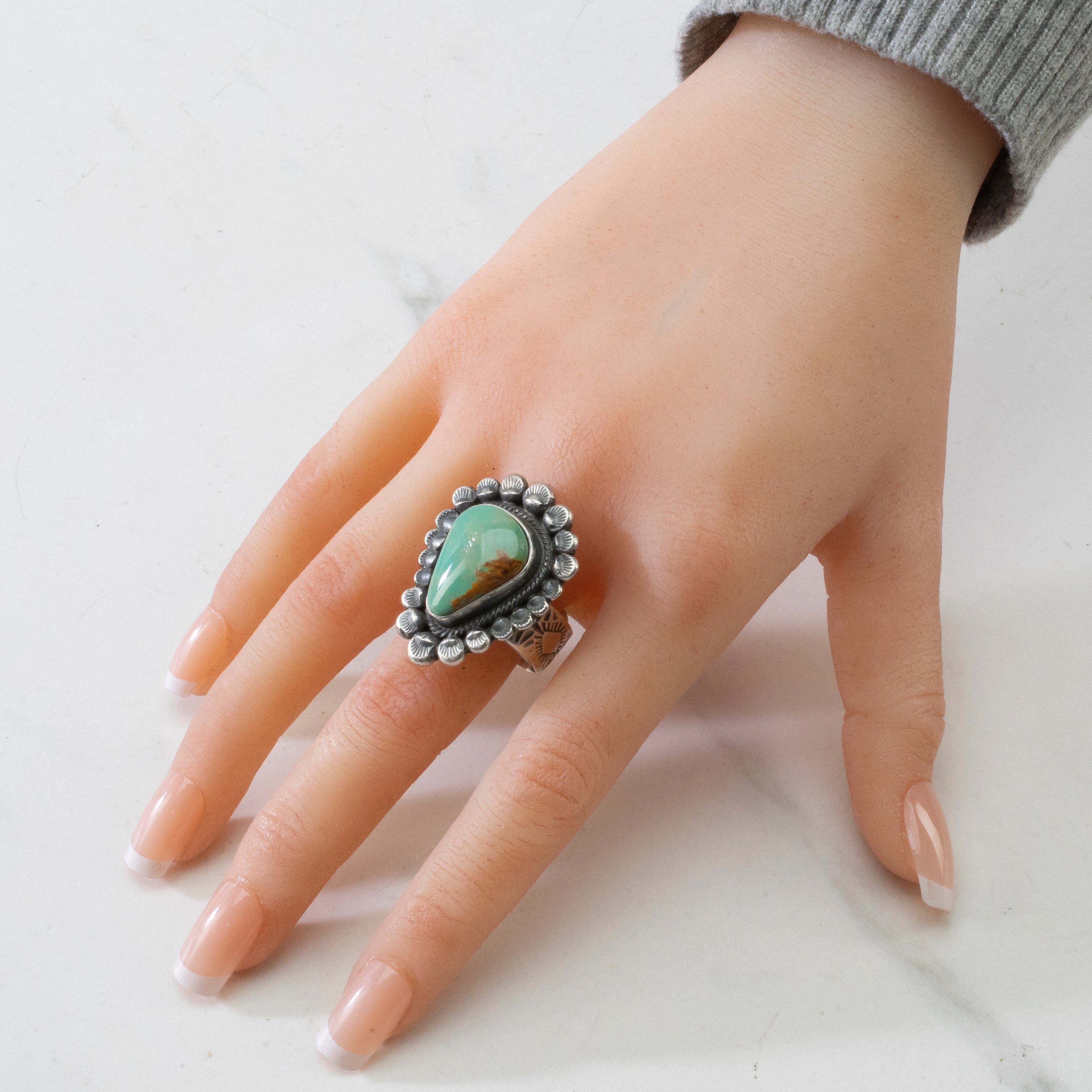 Kalifano Native American Jewelry ADJ Leon Martinez Carico Lake Turquoise Navajo USA Native American Made 925 Sterling Silver Ring NAR2400.019.ADJ