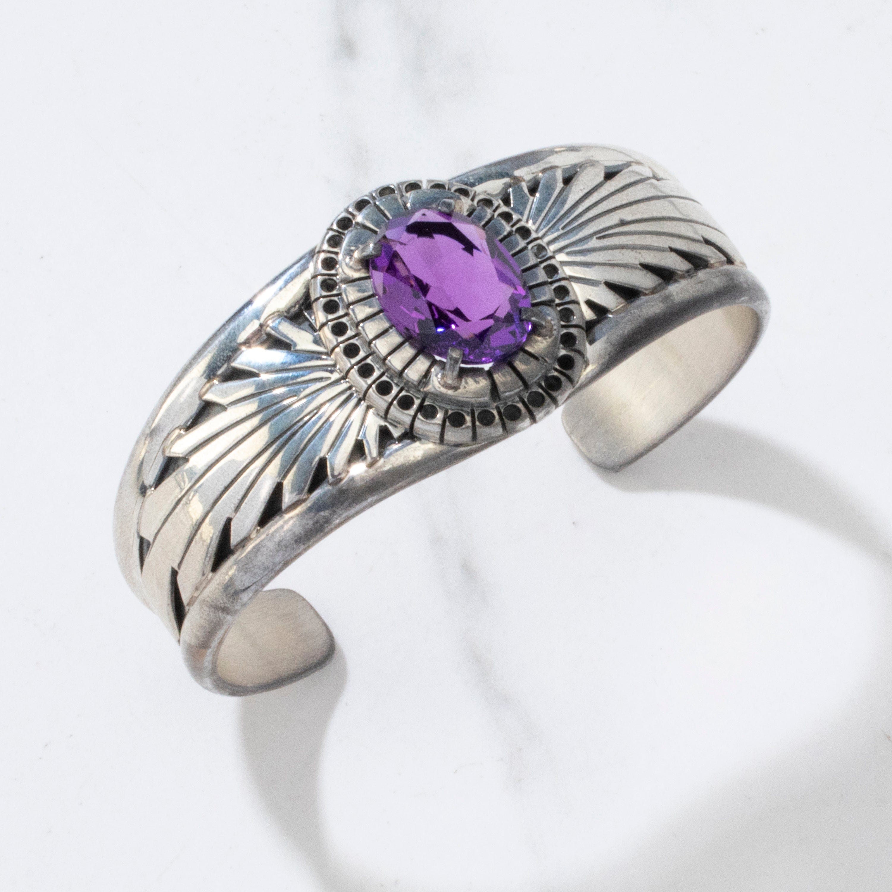 Kalifano Native American Jewelry Amethyst Navajo USA Native American Made 925 Sterling Silver Cuff NAB1800.037