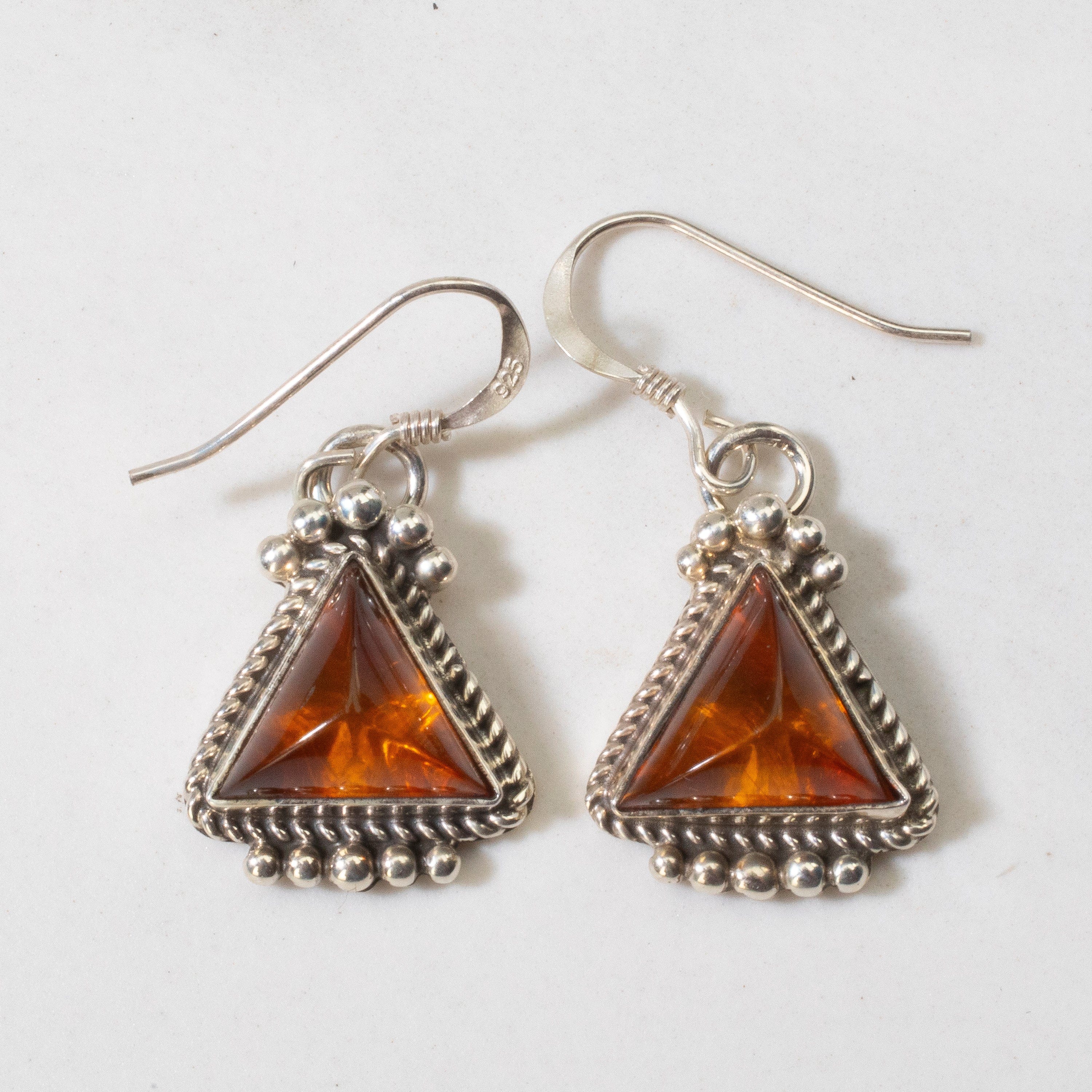 Kalifano Native American Jewelry Baltic Amber Triangle Dangle Navajo USA Native American Made 925 Sterling Silver Earrings with French Hook NAE200.014