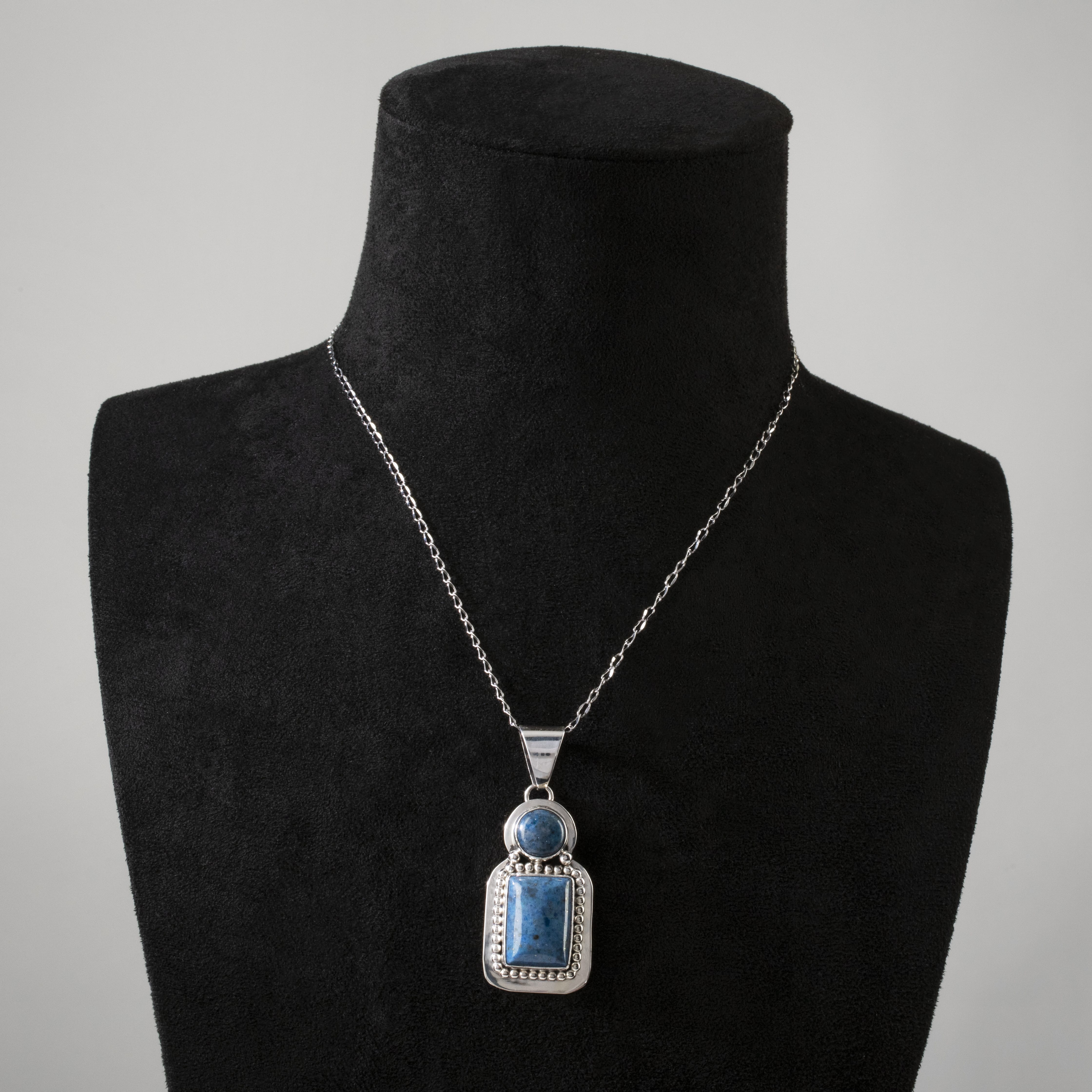 Kalifano Native American Jewelry Bea Tom Denim Lapis Navajo USA Native American Made 925 Sterling Silver Pendant NAN400.027
