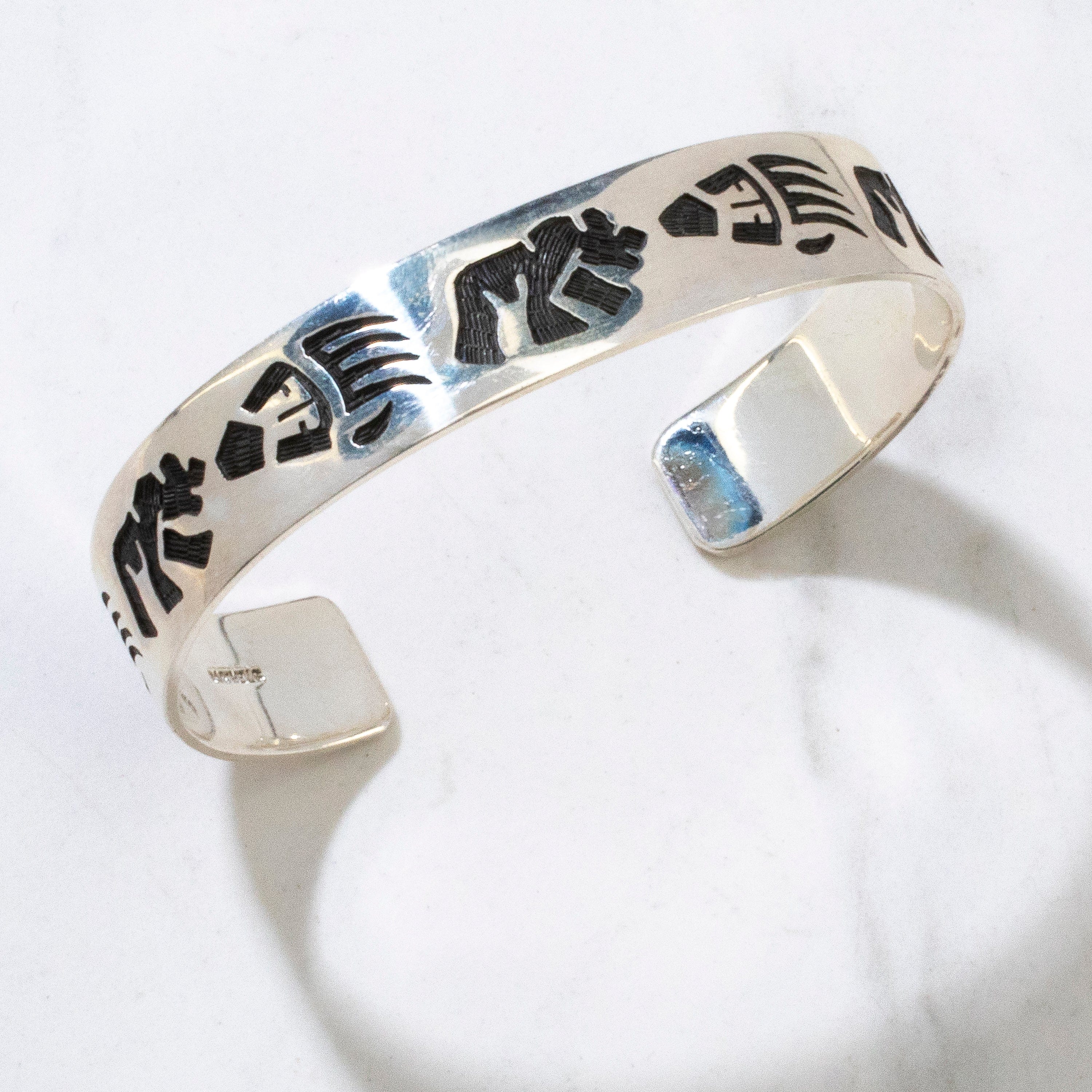 Kalifano Native American Jewelry Bear Paw Navajo USA Native American Made 925 Sterling Silver Cuff NAB800.040