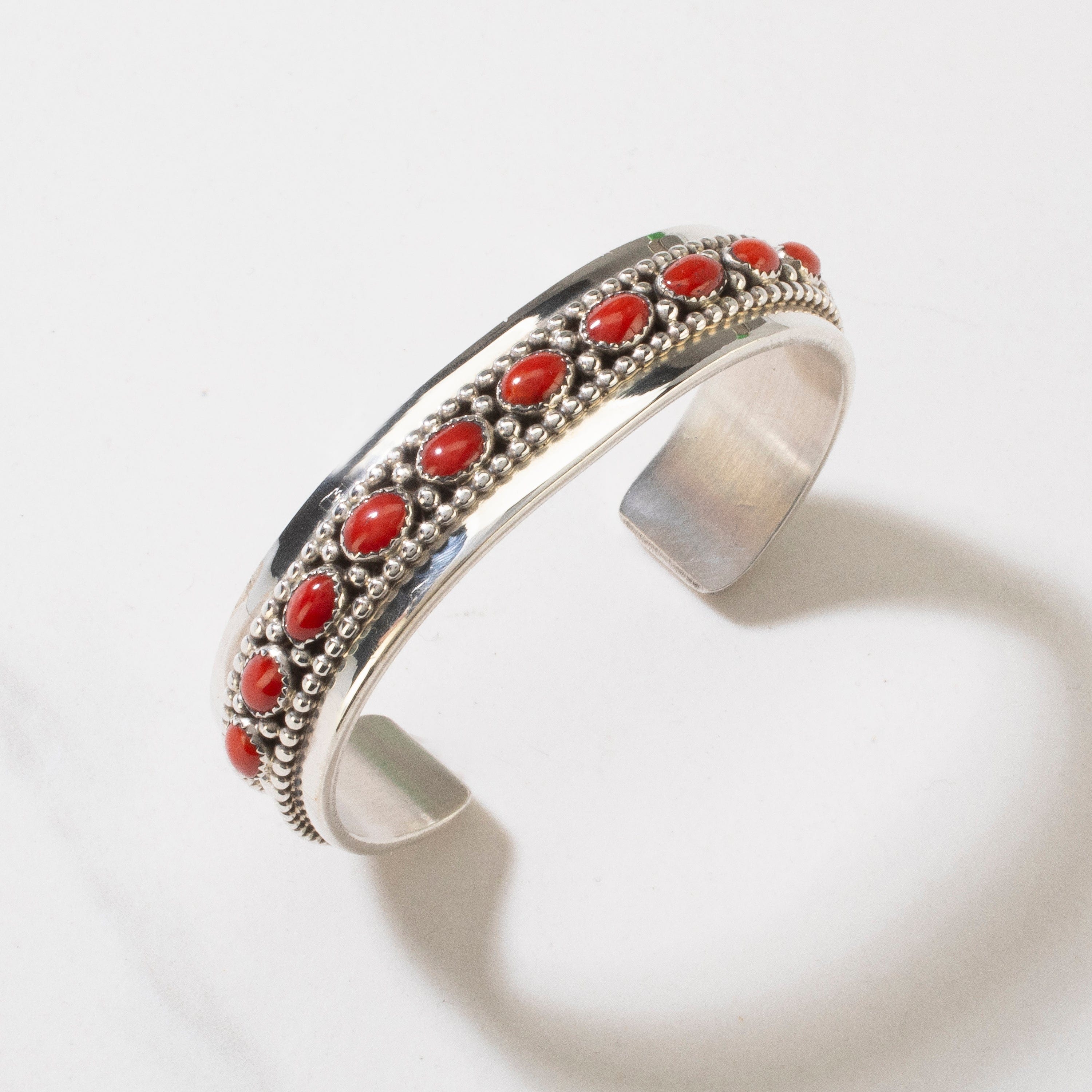 Kalifano Native American Jewelry Darrin Livingston Navajo Red Coral USA Native American Made 925 Sterling Silver Cuff NAB2400.017