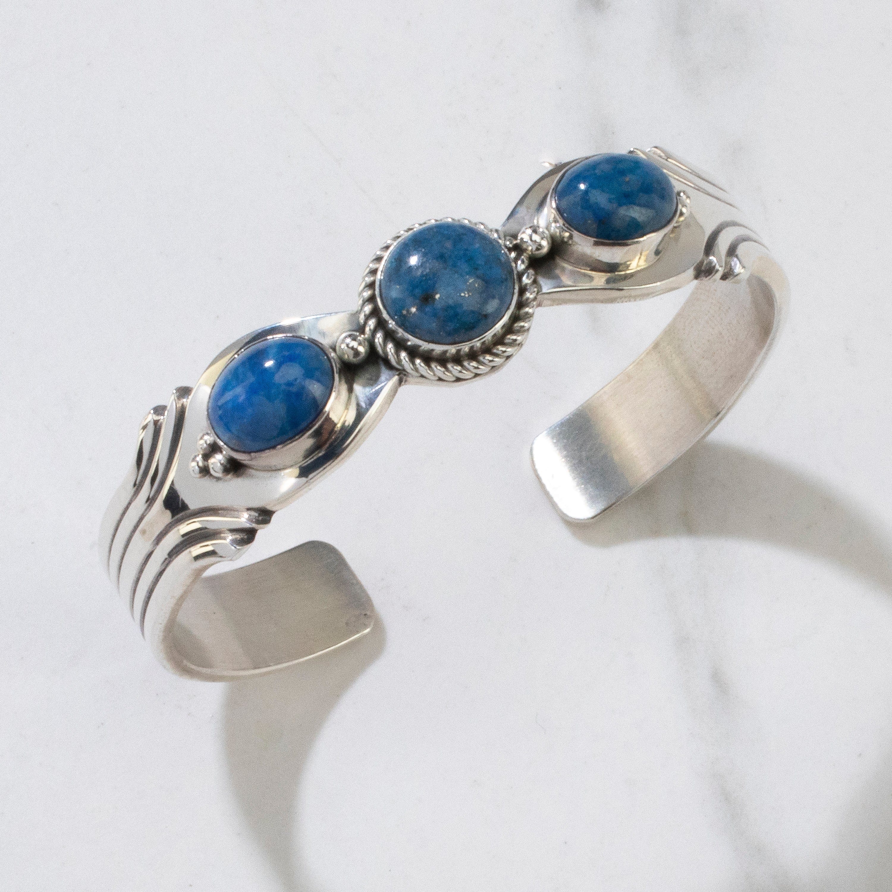 Kalifano Native American Jewelry Denim Lapis Navajo USA Native American Made 925 Sterling Silver Cuff NAB1000.018