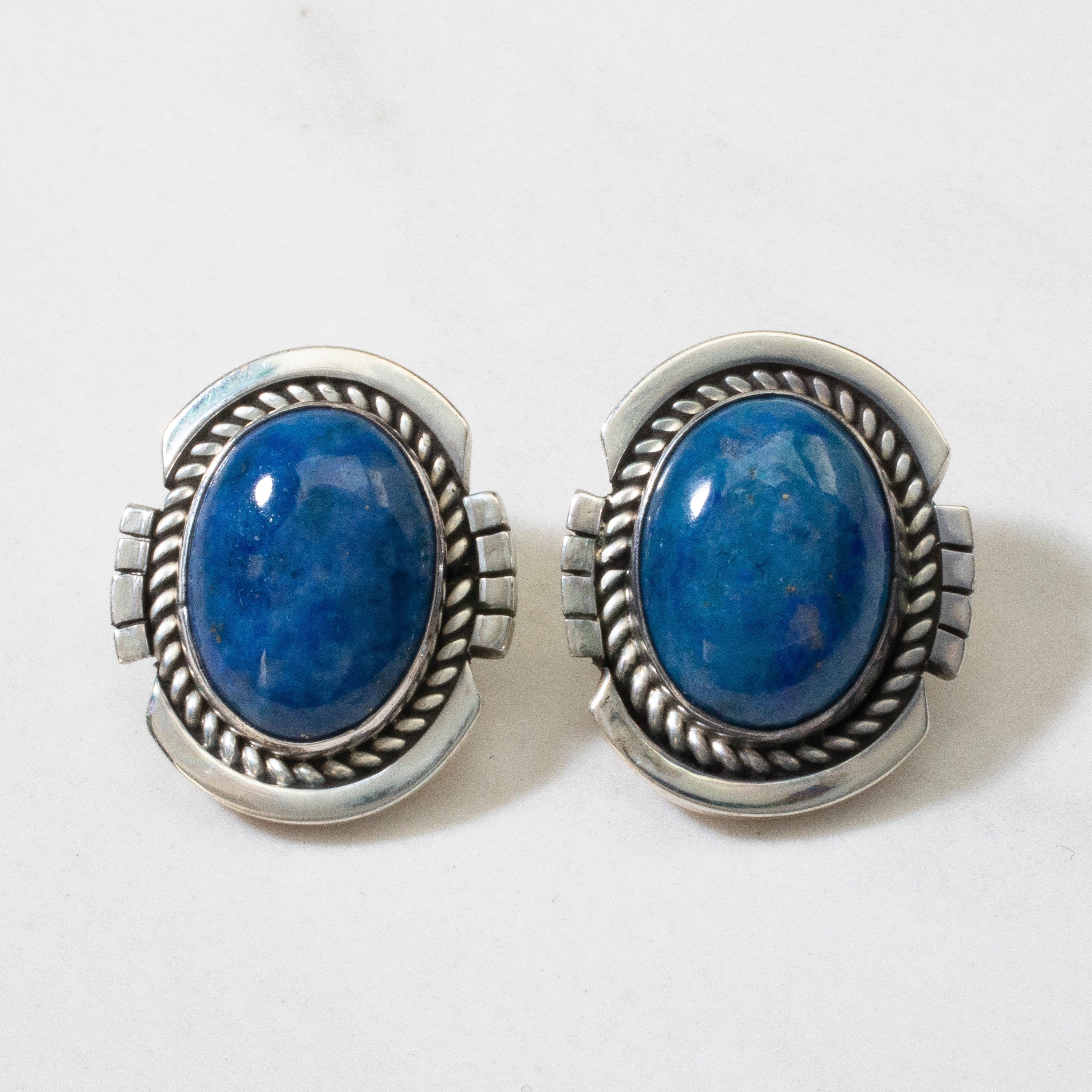 Kalifano Native American Jewelry Denim Lapis Oval Navajo USA Native American Made 925 Sterling Silver Earrings with Stud Backing NAE400.045