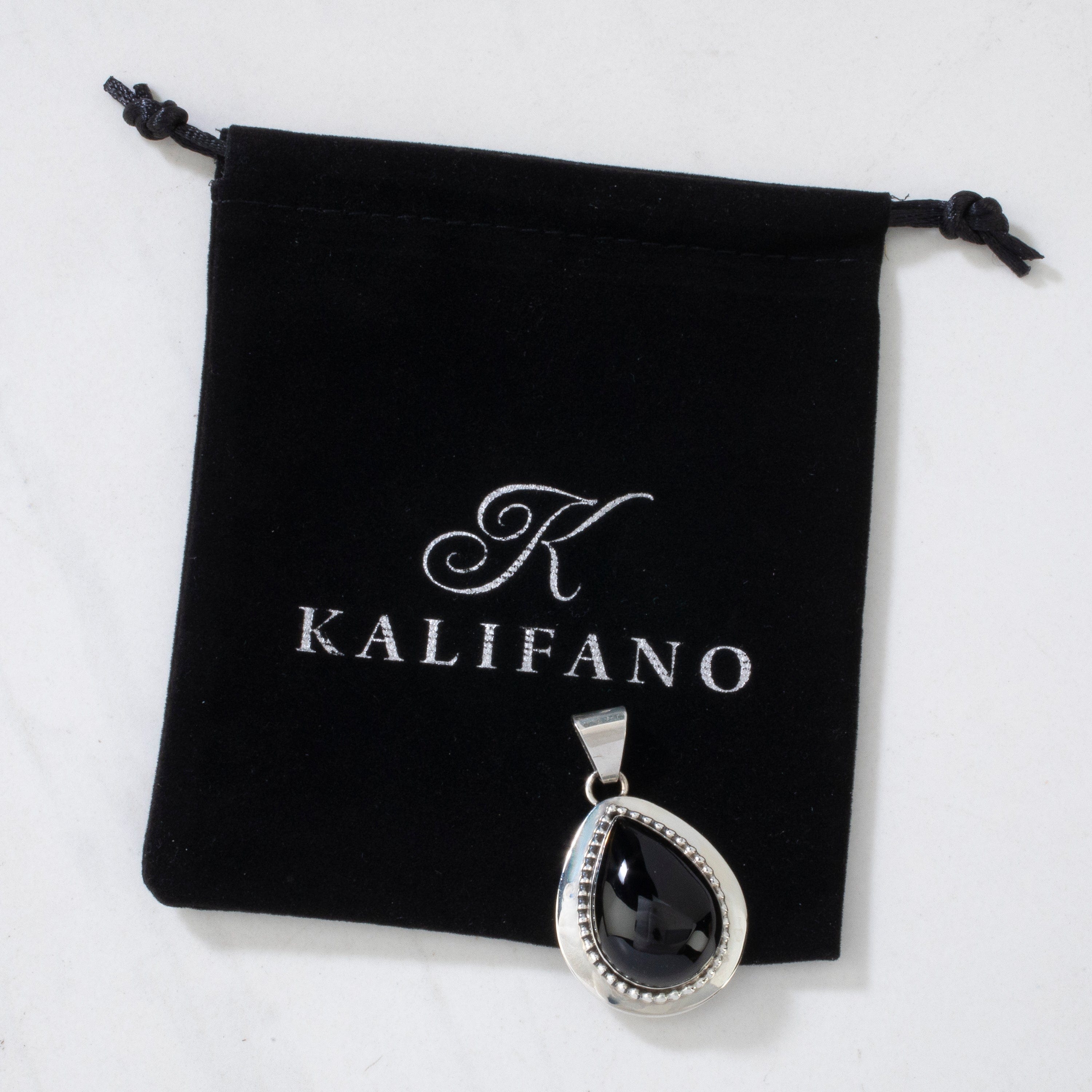 Kalifano Native American Jewelry Ella Peter Black Onyx Navajo Teardrop USA Native American Made 925 Sterling Silver Pendant NAN300.013