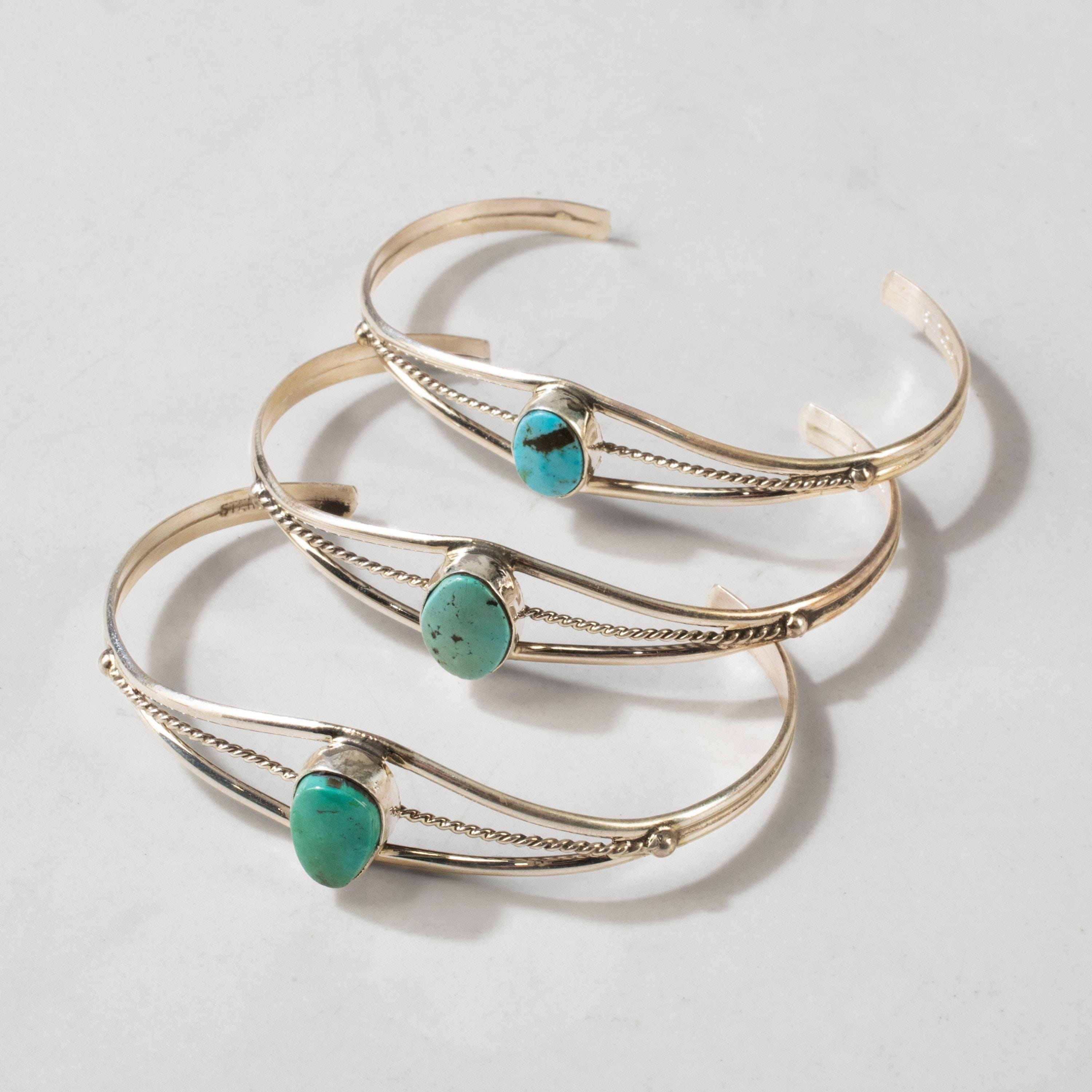 Kalifano Native American Jewelry Esther White Kingman Turquoise Navajo USA Native American Made 925 Sterling Silver Cuff NAB350.004