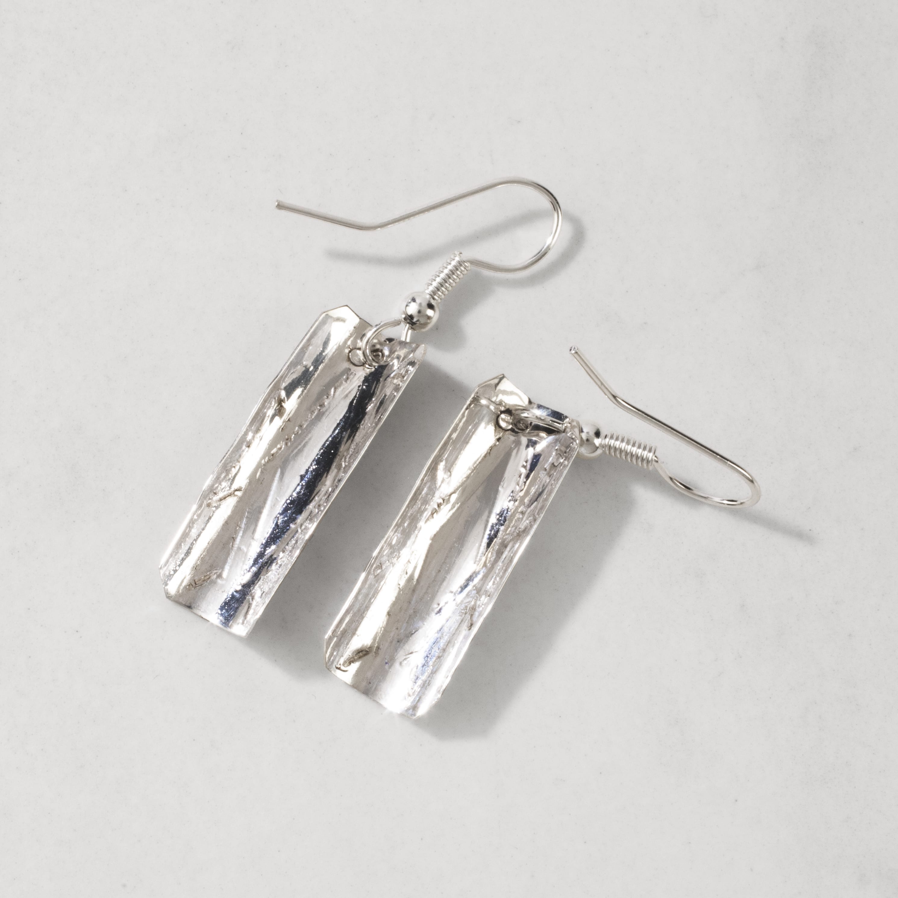 Kalifano Native American Jewelry Florence Tahe Rectangle Dangle Navajo USA Native American Made 925 Sterling Silver Earrings with French Hook NAE100.013