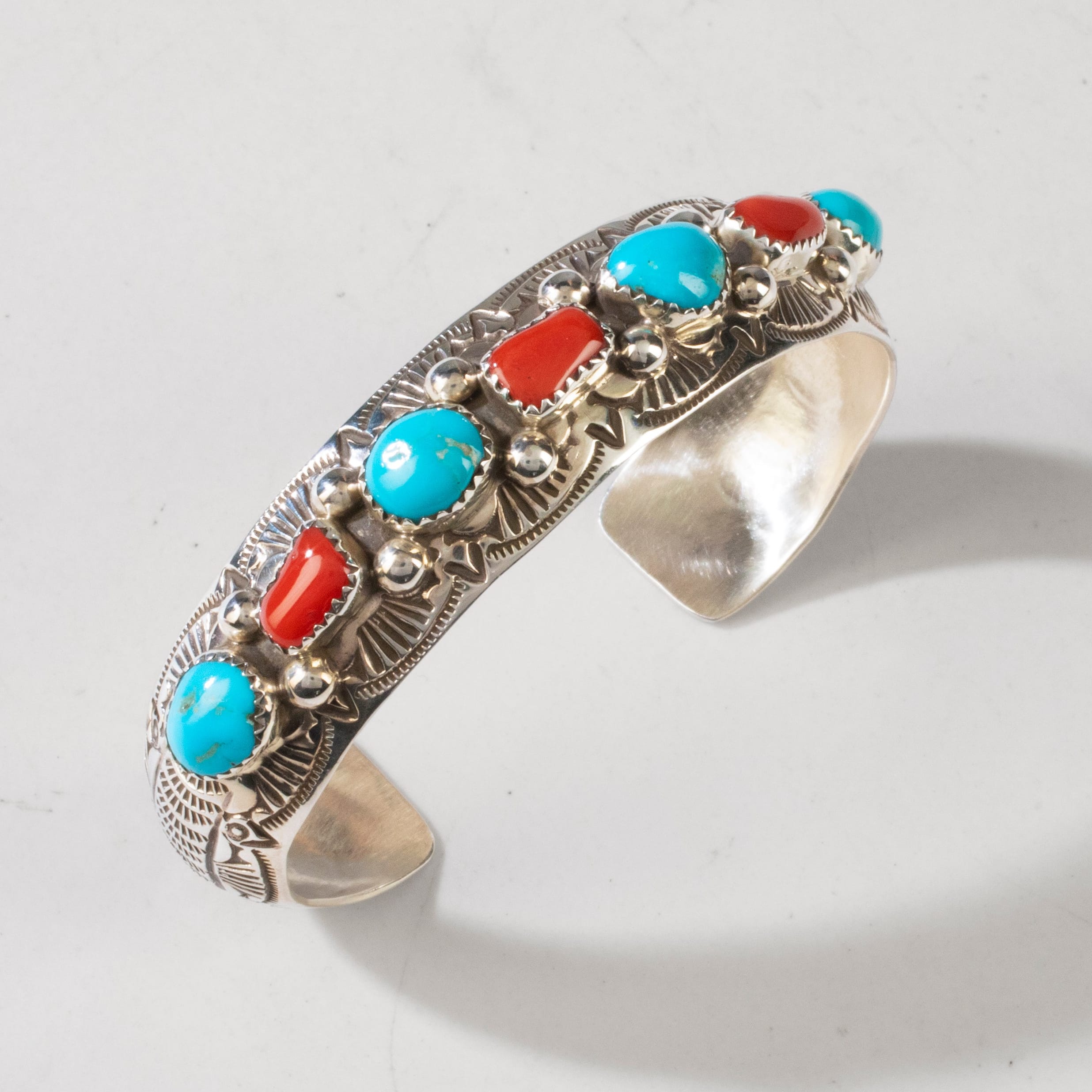 Kalifano Native American Jewelry Grace Silver Kingman Turquoise & Coral Navajo USA Native American Made 925 Sterling Silver Cuff NAB1200.052