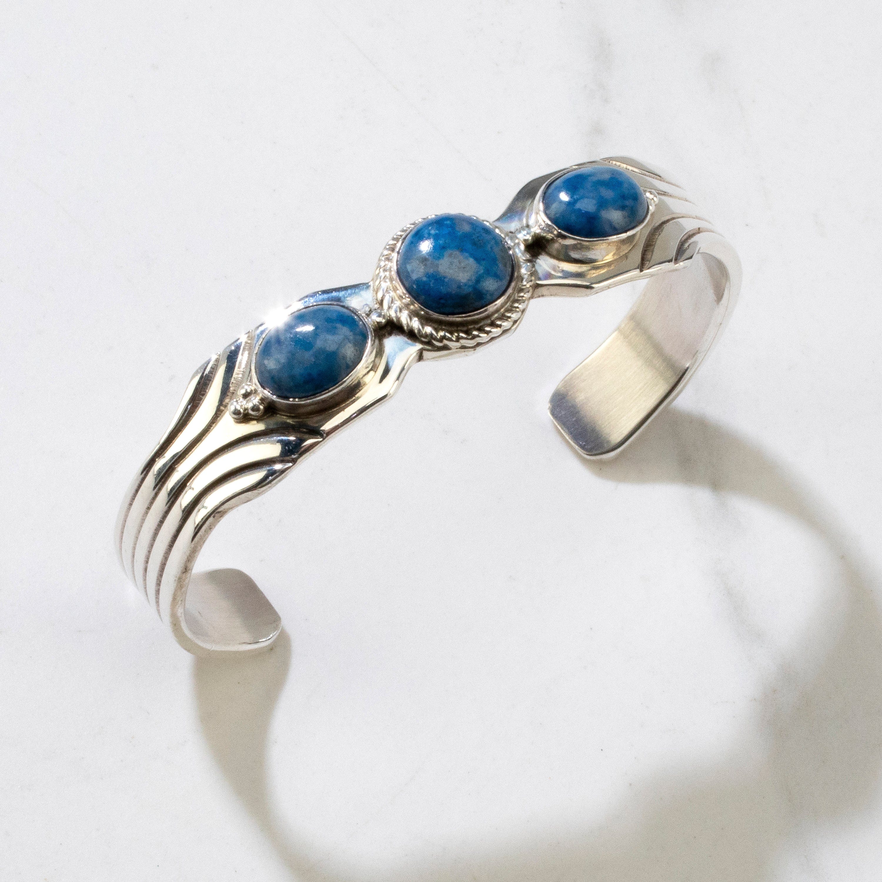 Kalifano Native American Jewelry Joe Begay Denim Lapis Navajo USA Native American Made 925 Sterling Silver Cuff NAB1000.017