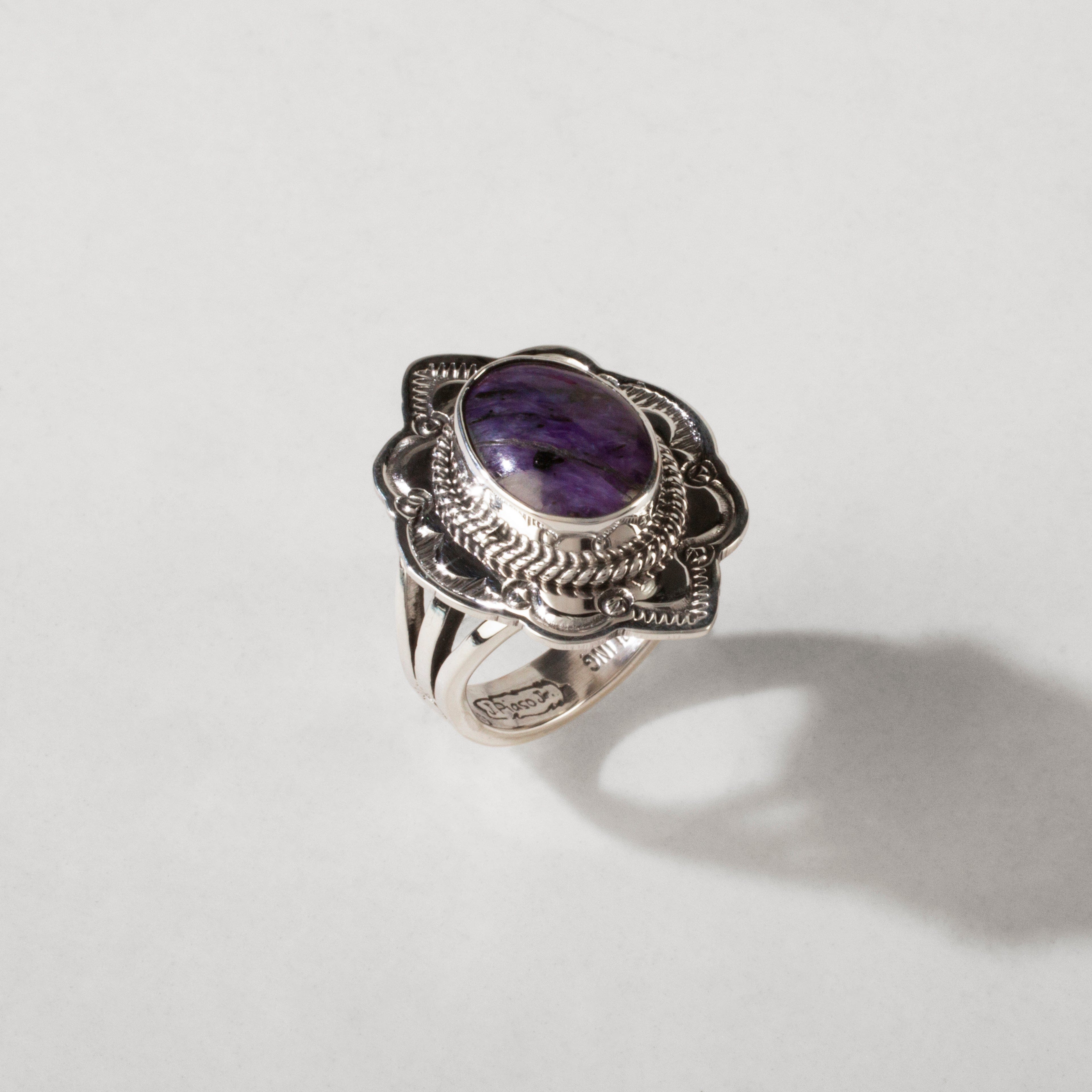 Kalifano Native American Jewelry Joe Piaso Jr. Charoite Navajo USA Native American 925 Sterling Silver Ring
