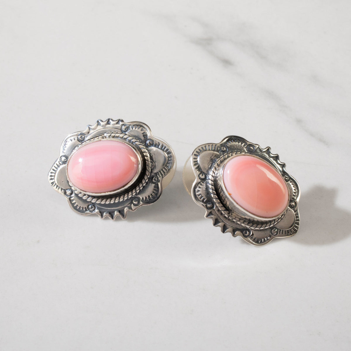 Jr Justus Shell KALIFANO | Joe Piaso Jr. Pink Conch Shell Navajo Made 925 Silver Earrings