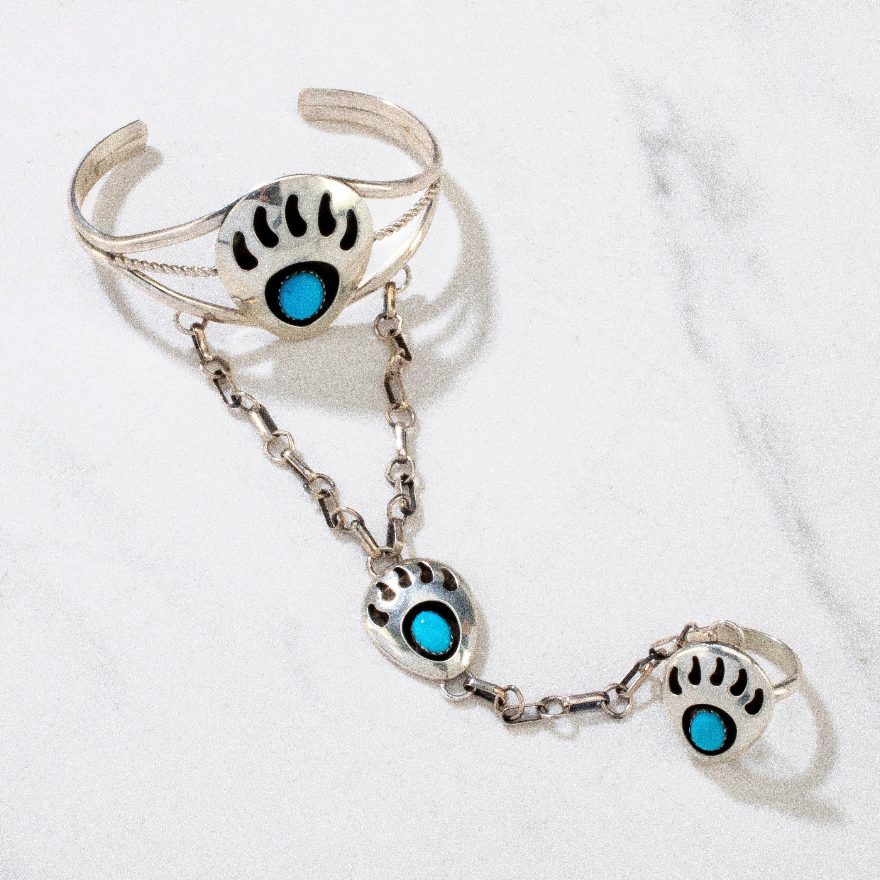 Kalifano Native American Jewelry Kathleen Chavez Sleeping Beauty Turquoise Bear Paw Navajo USA Native American Made 925 Sterling Silver Linked Cuff and Ring NAB1000.023