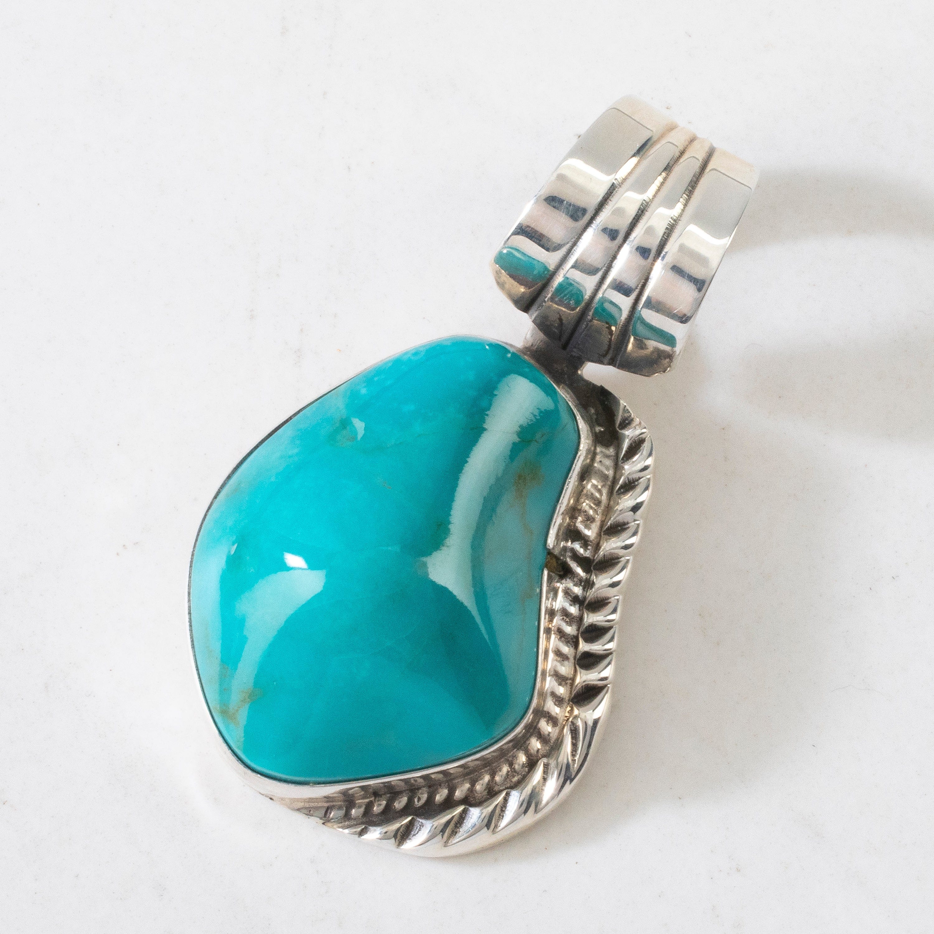 Kalifano Native American Jewelry Kingman Turquoise USA Native American Made 925 Sterling Silver Pendant NAN1200.037