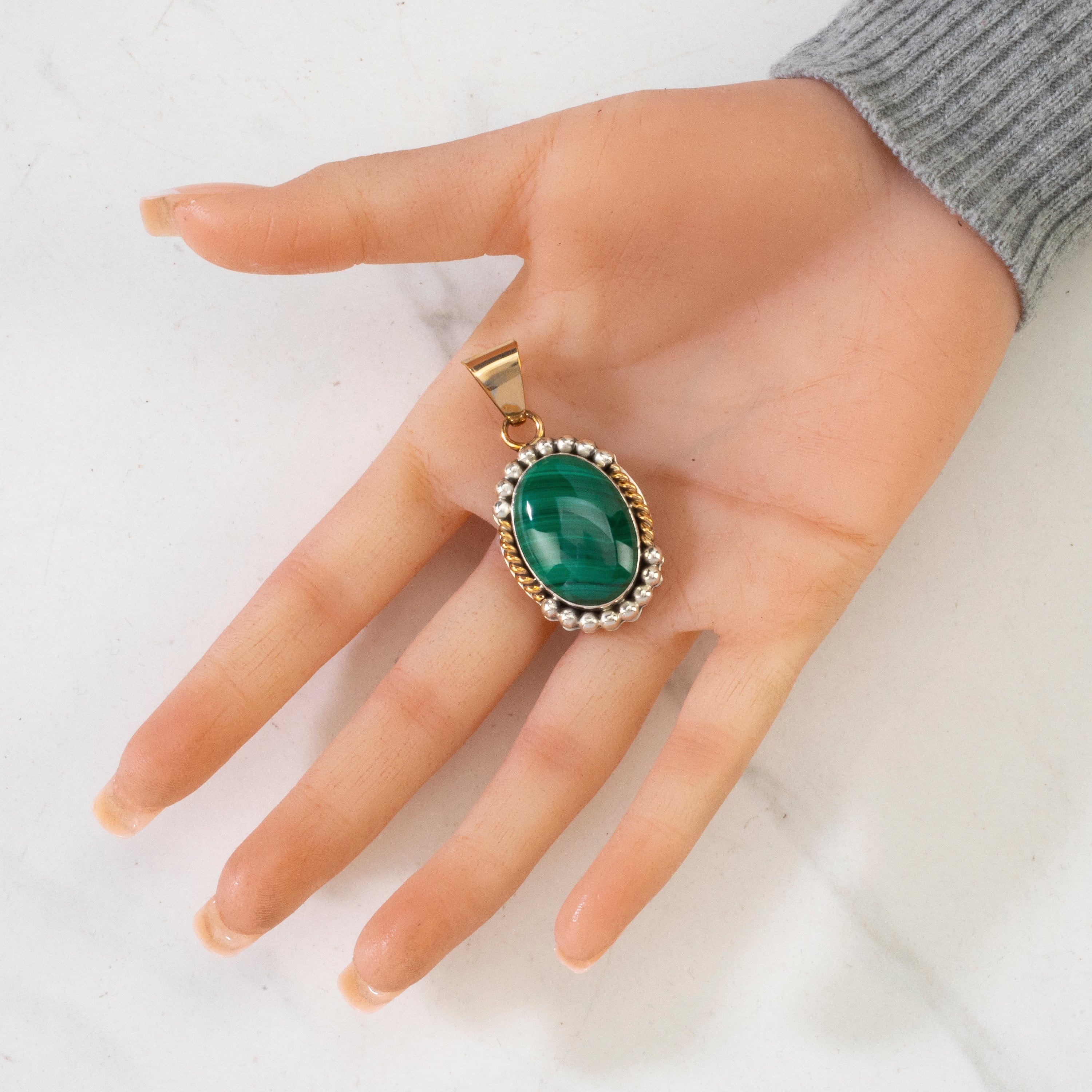 Kalifano Native American Jewelry L. Sheka Malachite Navajo USA Native American Made 925 Sterling Silver & 12K Gold Filled Pendant NAN600.031