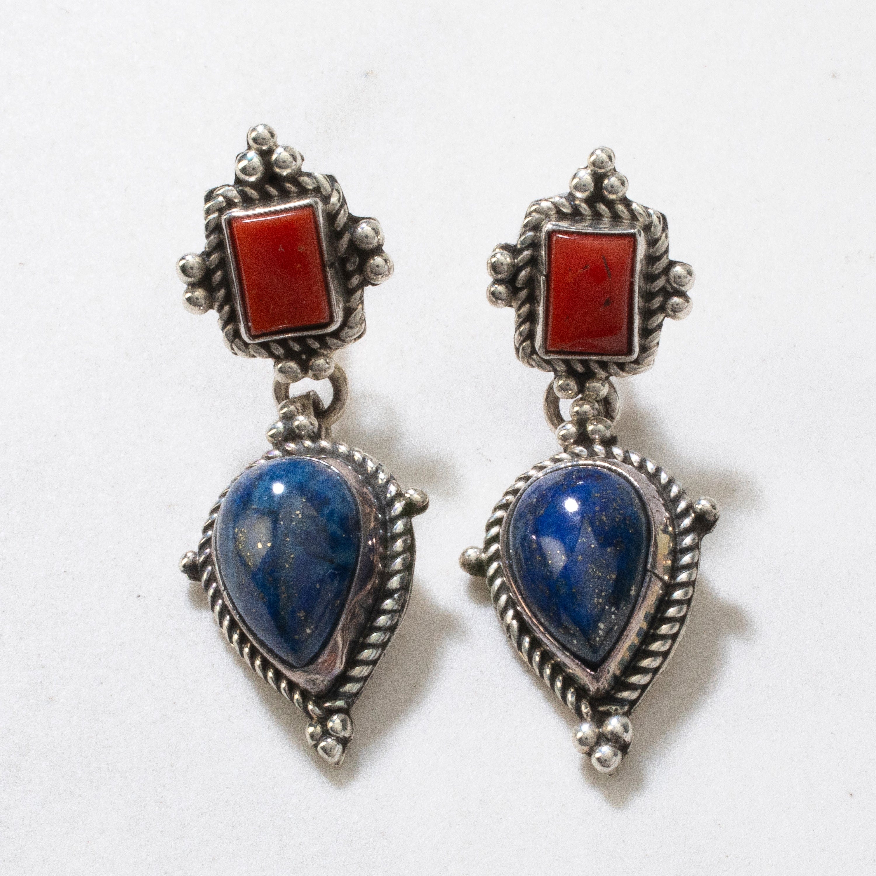 Kalifano Native American Jewelry Lapis & Red Coral Navajo USA Native American Made 925 Sterling Silver Earrings with Stud Backing NAE400.035