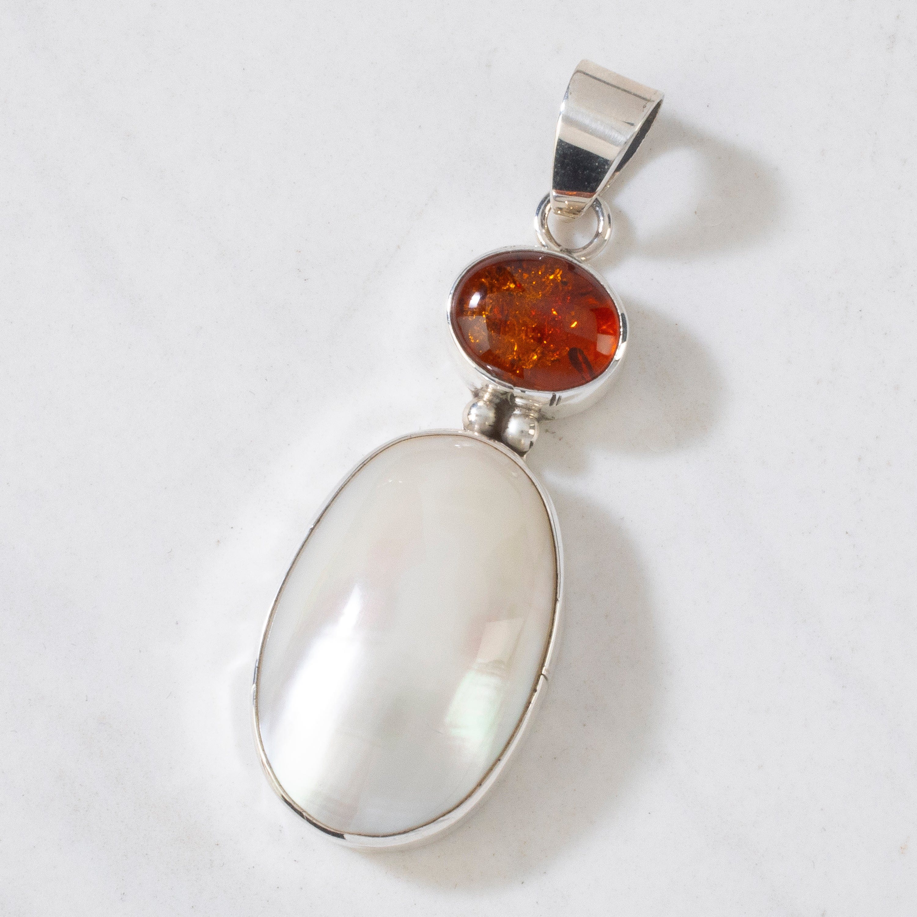 Kalifano Native American Jewelry Mother of Pearl & Amber USA Native American Made 925 Sterling Silver Pendant NAN300.017