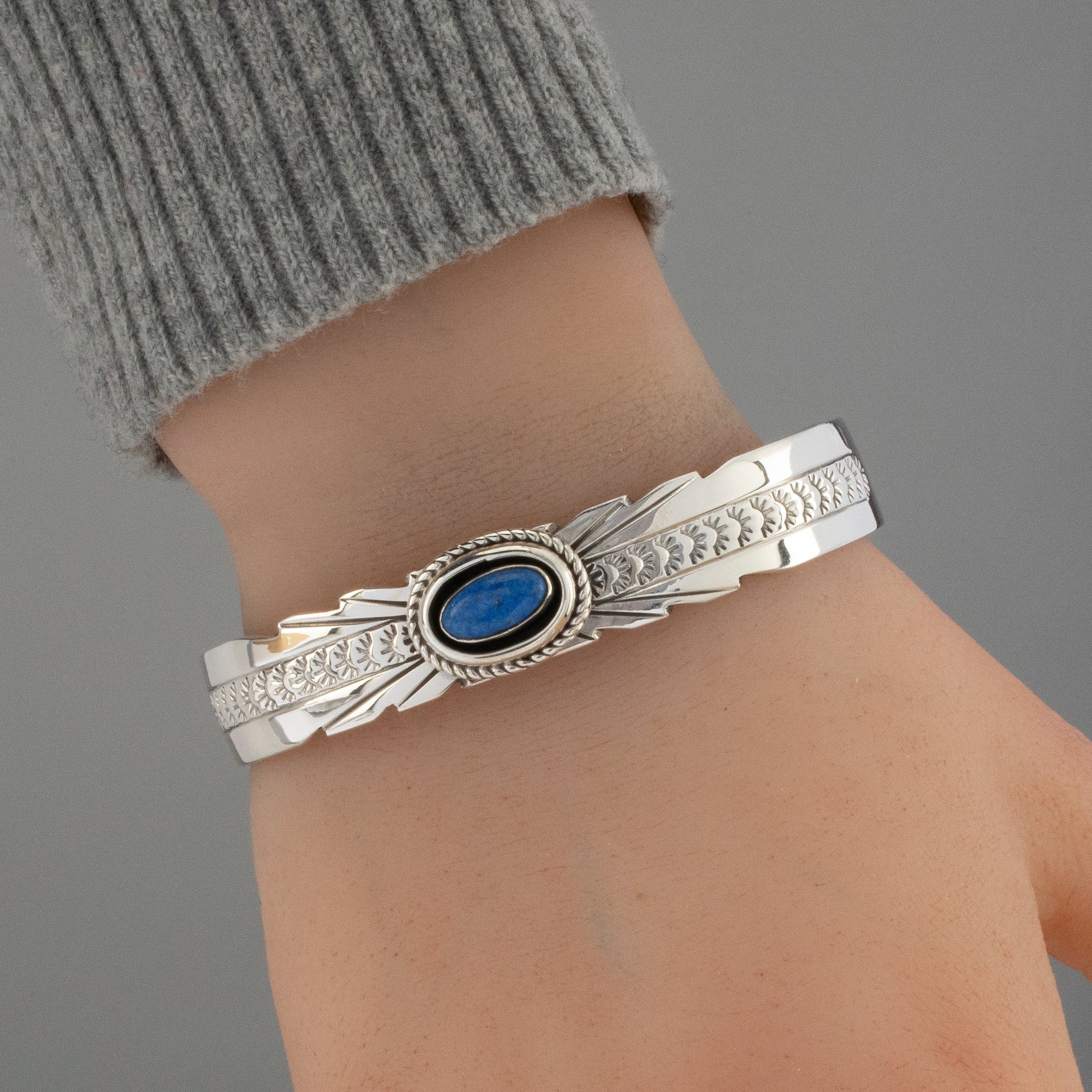 Kalifano Native American Jewelry Ray Bennett Denim Lapis Navajo USA Native American Made 925 Sterling Silver Cuff NAB900.050