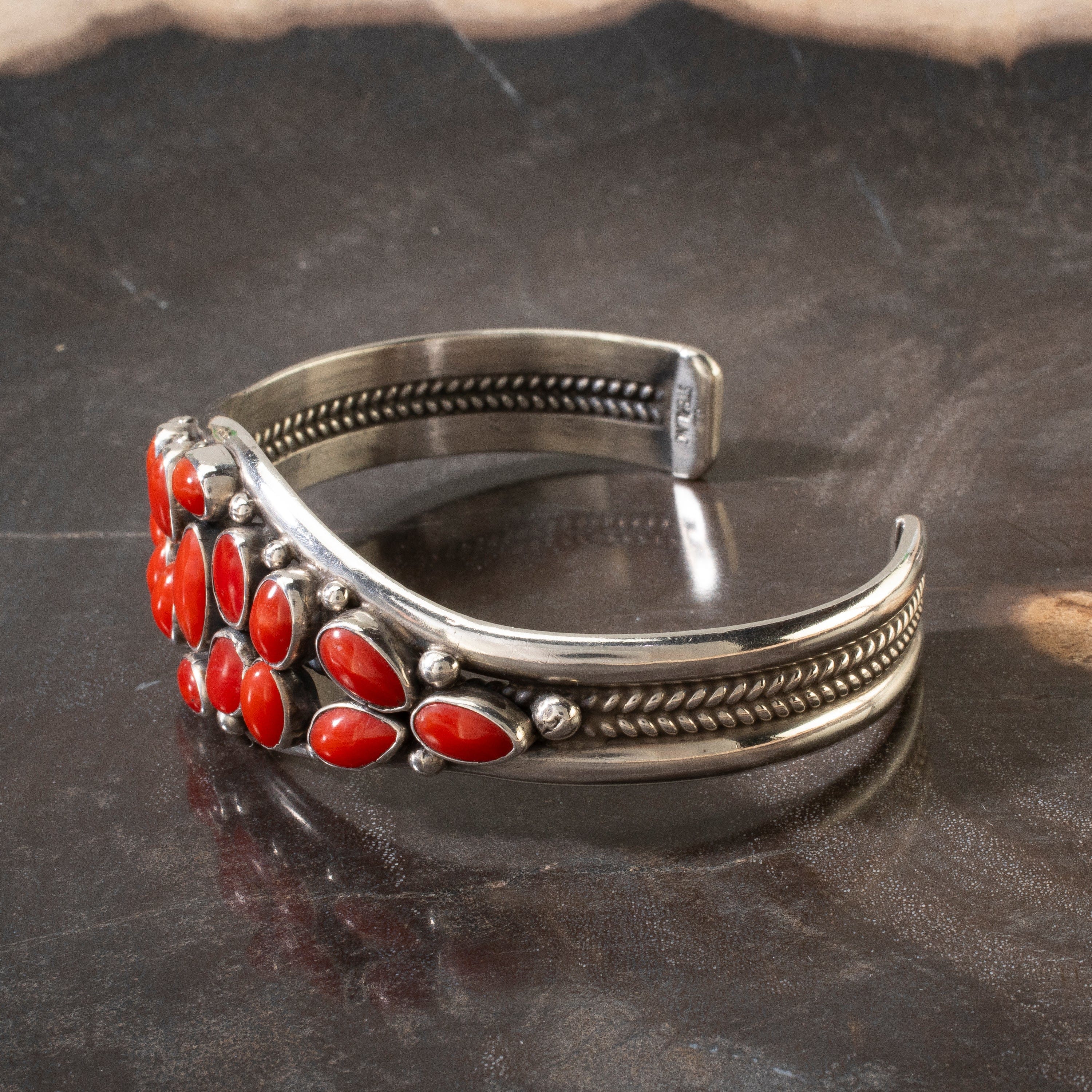 Kalifano Native American Jewelry Red Coral Navajo USA Native American Made 925 Sterling Silver Cuff NAB2400.016