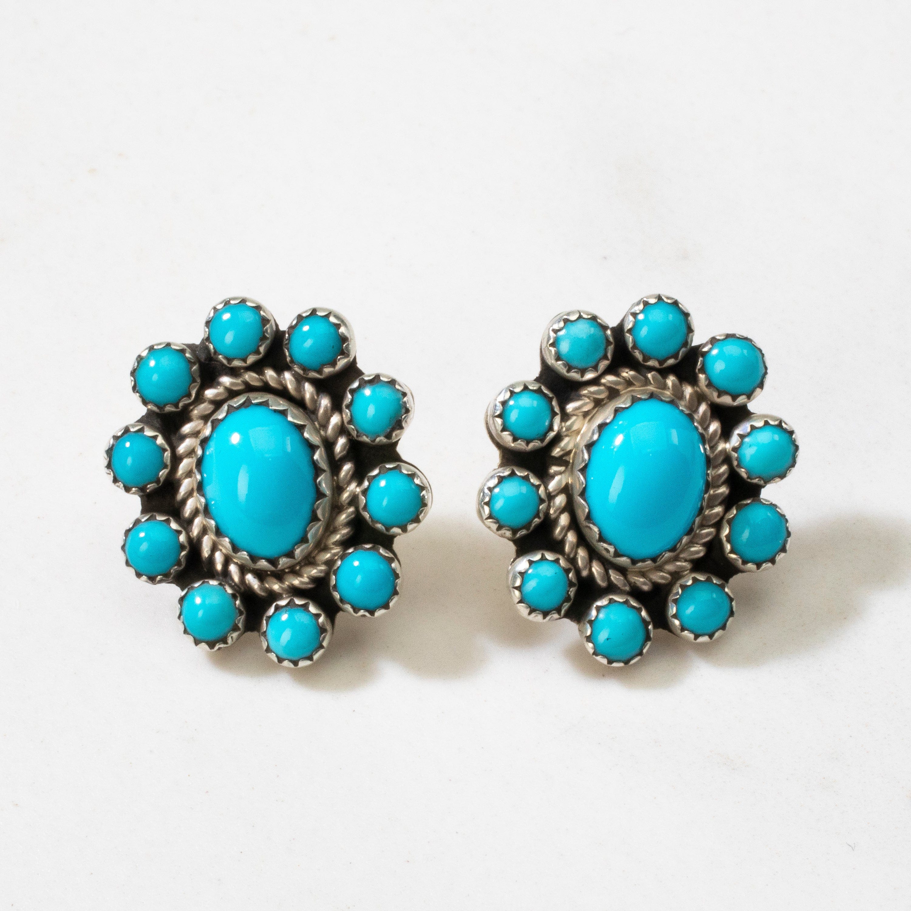 Kalifano Native American Jewelry Sleeping Beauty Turquoise Flower Navajo USA Native American Made 925 Sterling Silver Earrings with Stud Backing NAE400.039