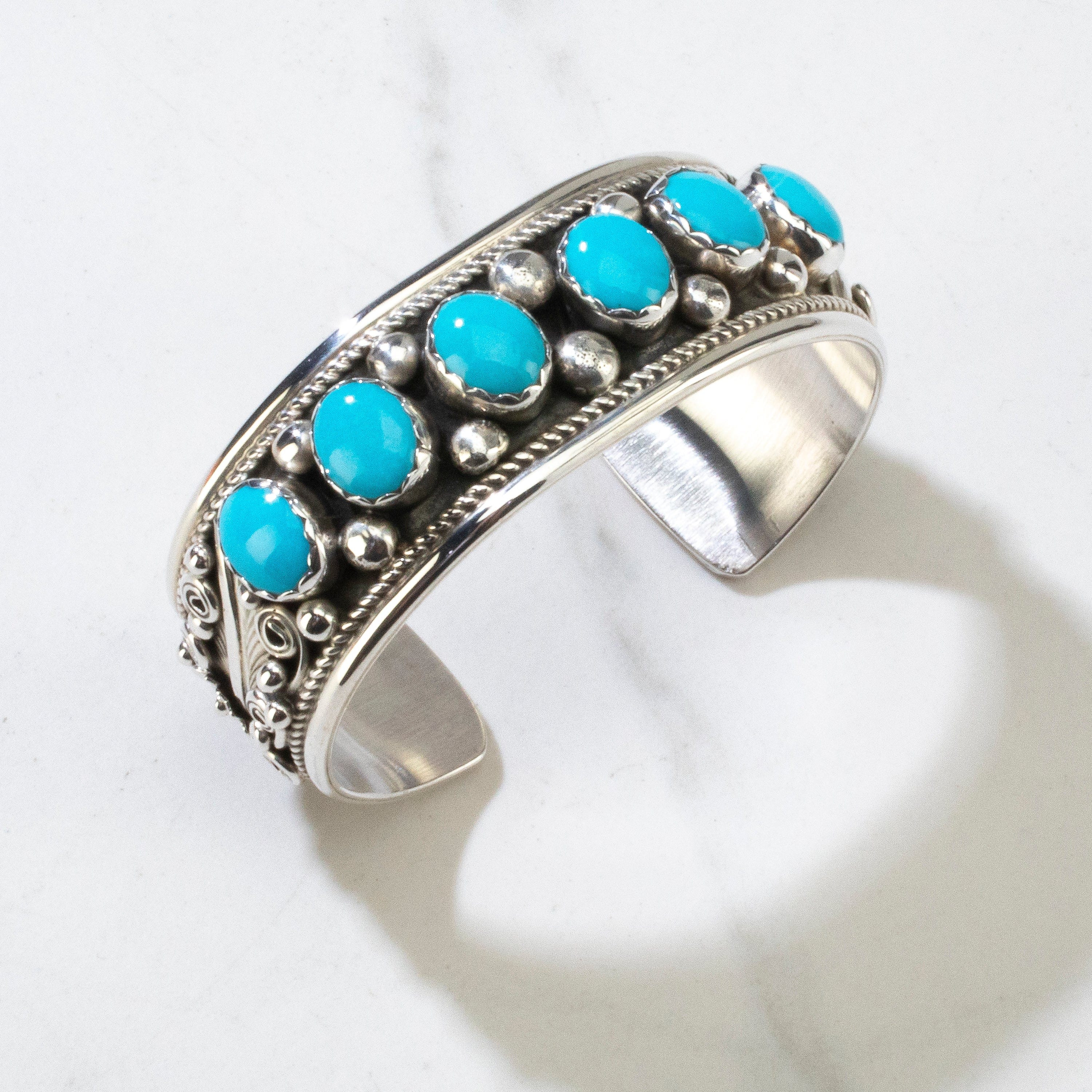 Kalifano Native American Jewelry Sleeping Beauty Turquoise Navajo USA Native American Made 925 Sterling Silver Cuff NAB1800.031