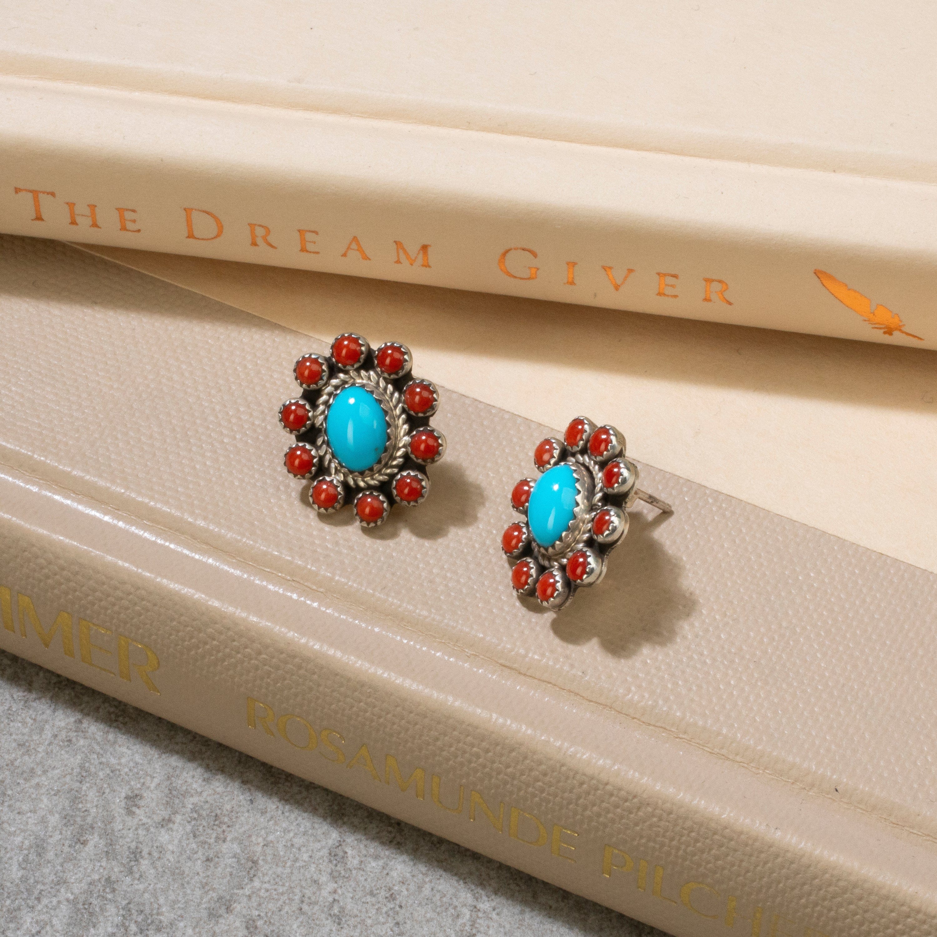 Kalifano Native American Jewelry Sleeping Beauty Turquoise & Red Coral Flower Navajo USA Native American Made 925 Sterling Silver Earrings with Stud Backing NAE400.042