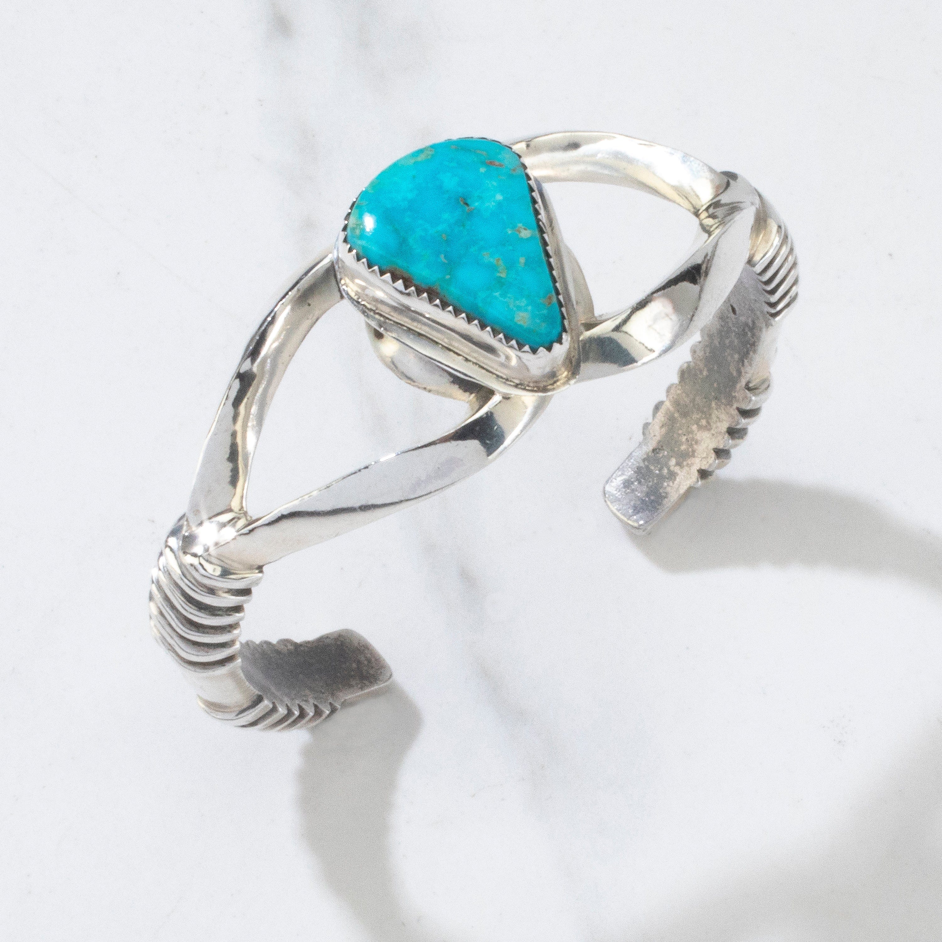 Kalifano Native American Jewelry Wilfred B. Henry Kingman Turquoise Navajo USA Native American Made 925 Sterling Silver Cuff NAB2000.002