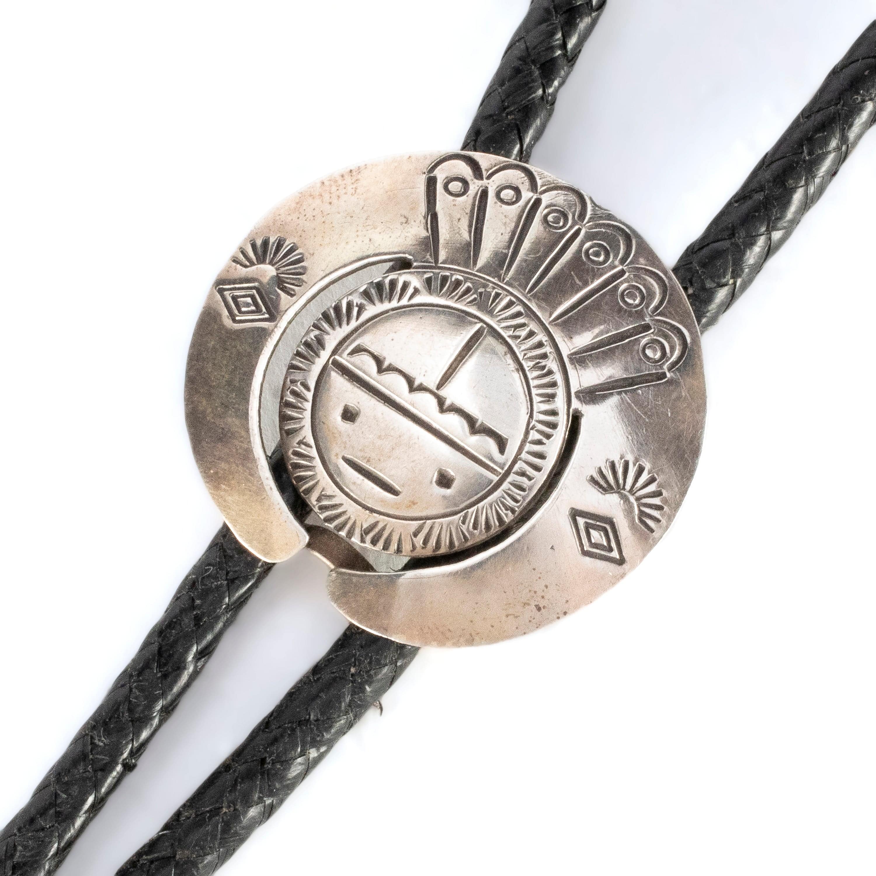 Kalifano Native American Jewelry Zuni Sunface USA Native American Made 925 Sterling Silver Bolo Tie NABT300.001