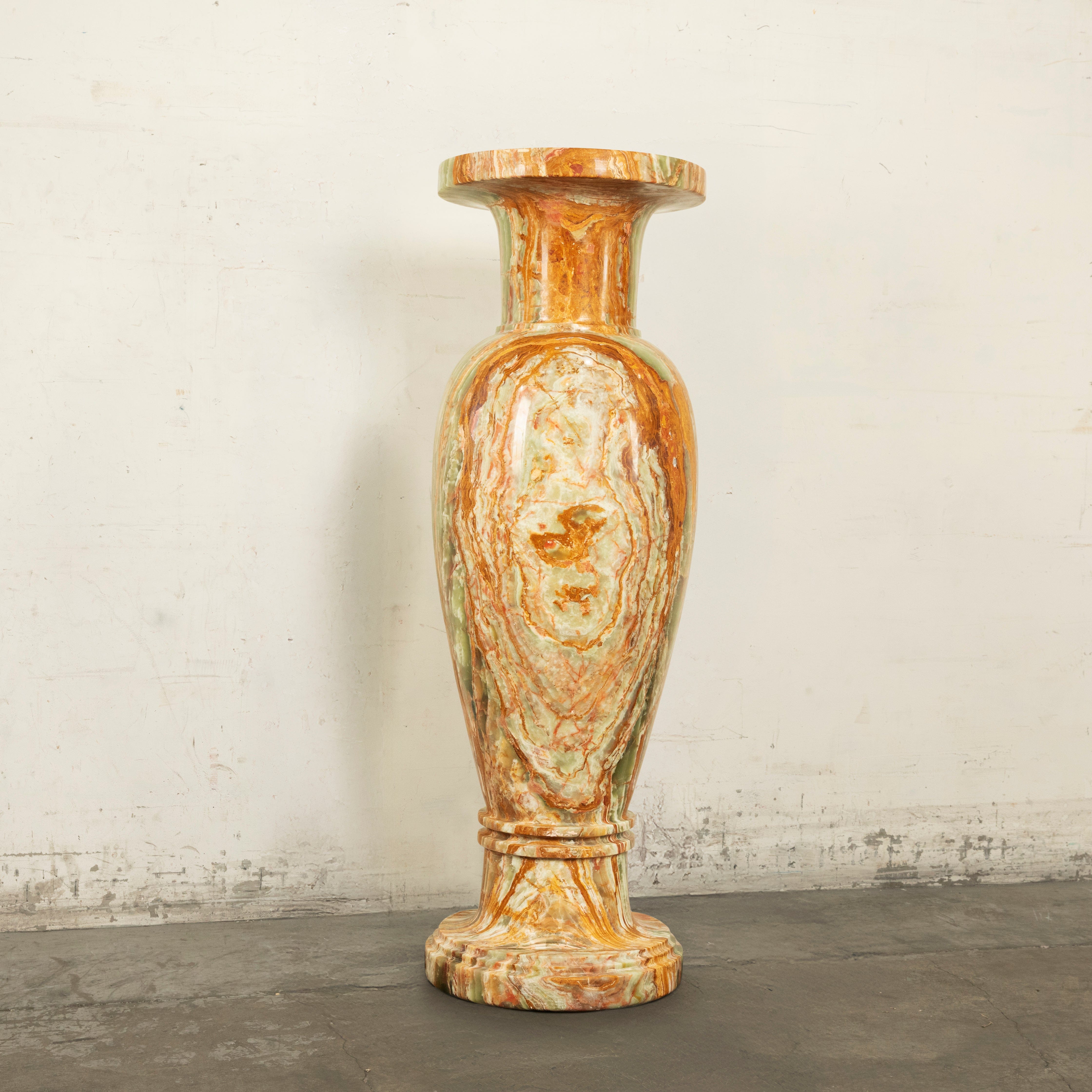 KALIFANO Pakistan Onyx Pakistan Green Onyx Vase - 60" PON-V60