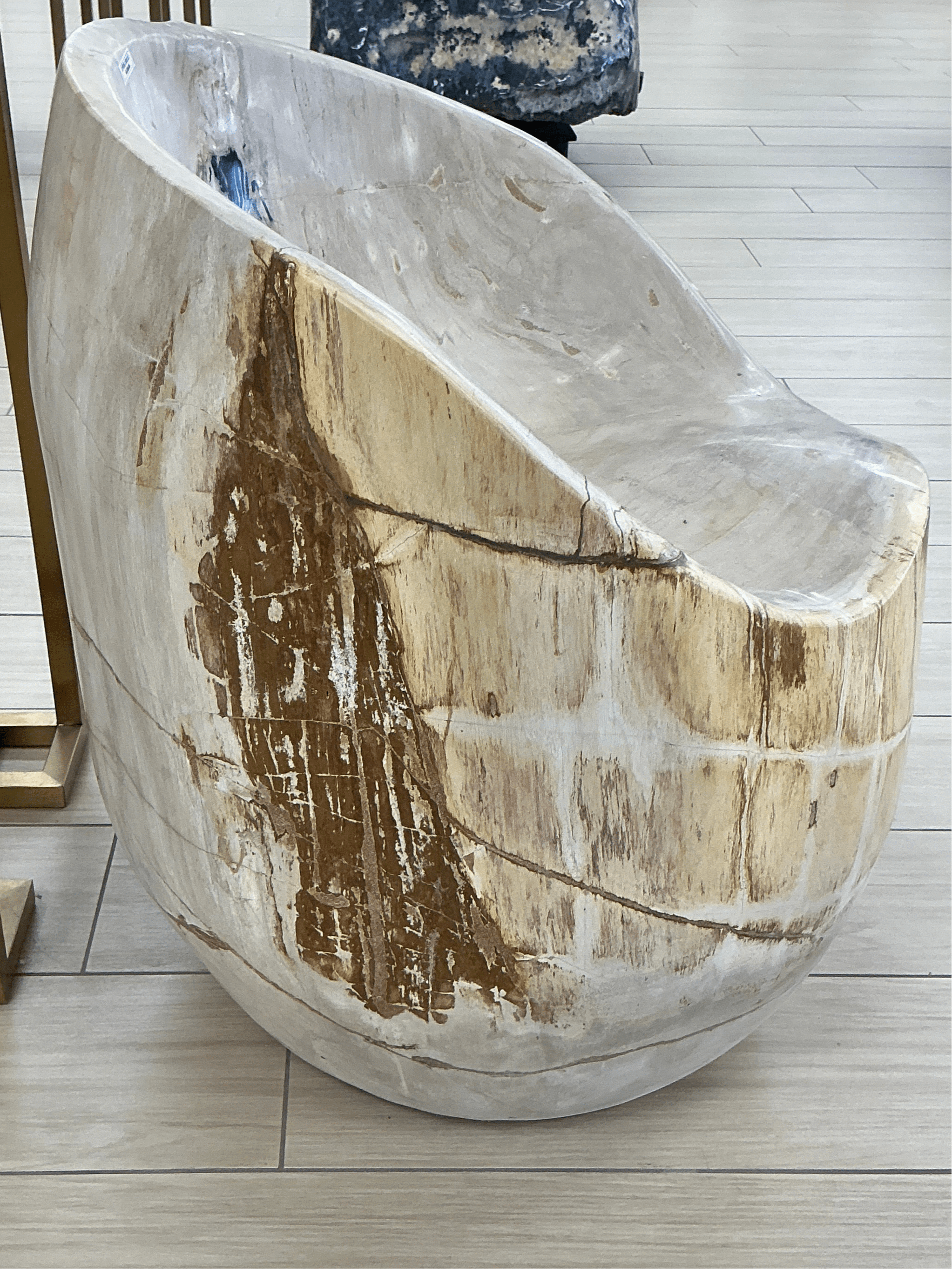 Kalifano Petrified Wood 28" Brown Petrified Wood Backrest Stool / Chair PWBS13000.012