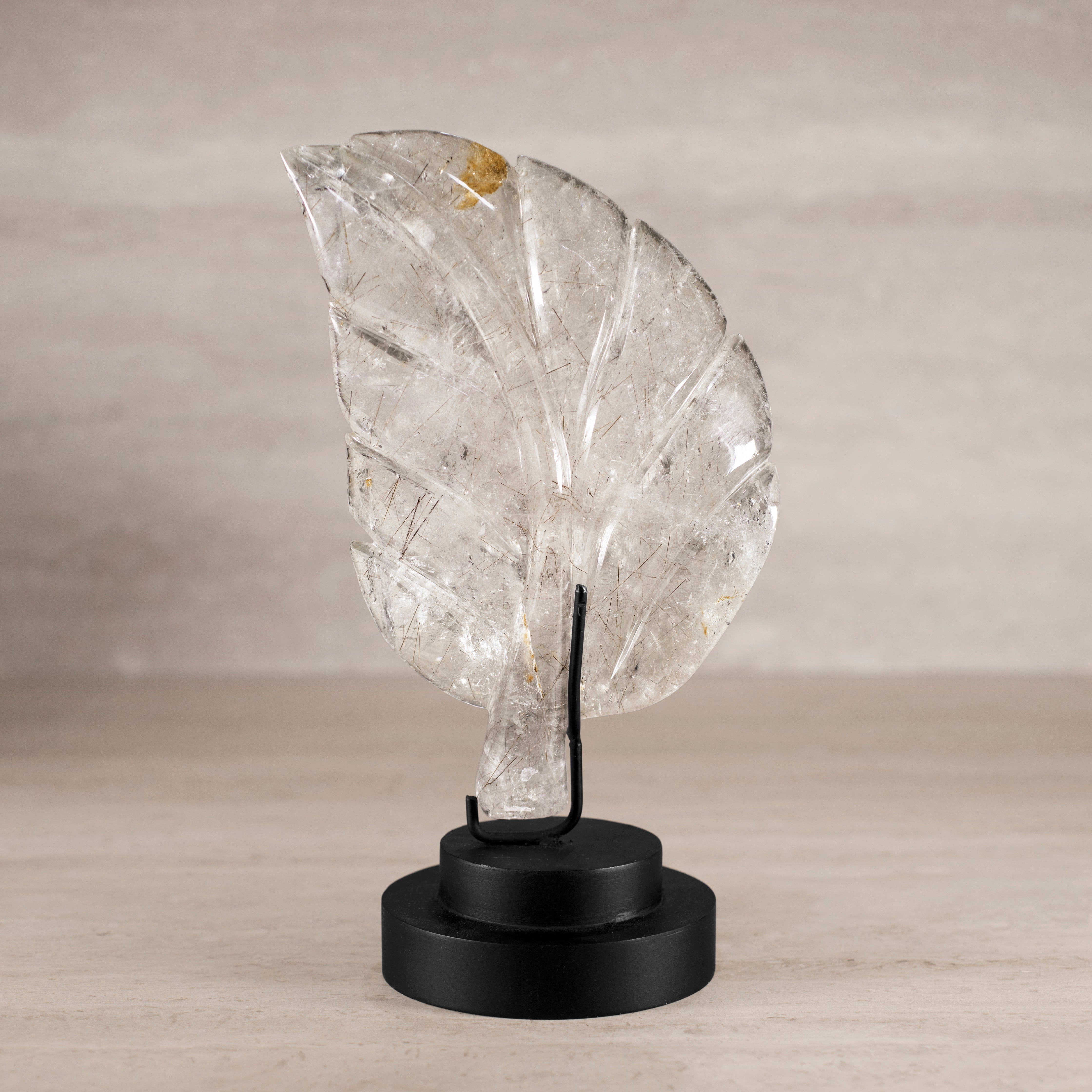 KALIFANO Quartz Natural Brazilian Quartz Leaf on Custom Stand - 11" / 1,100 g QZ19000.001