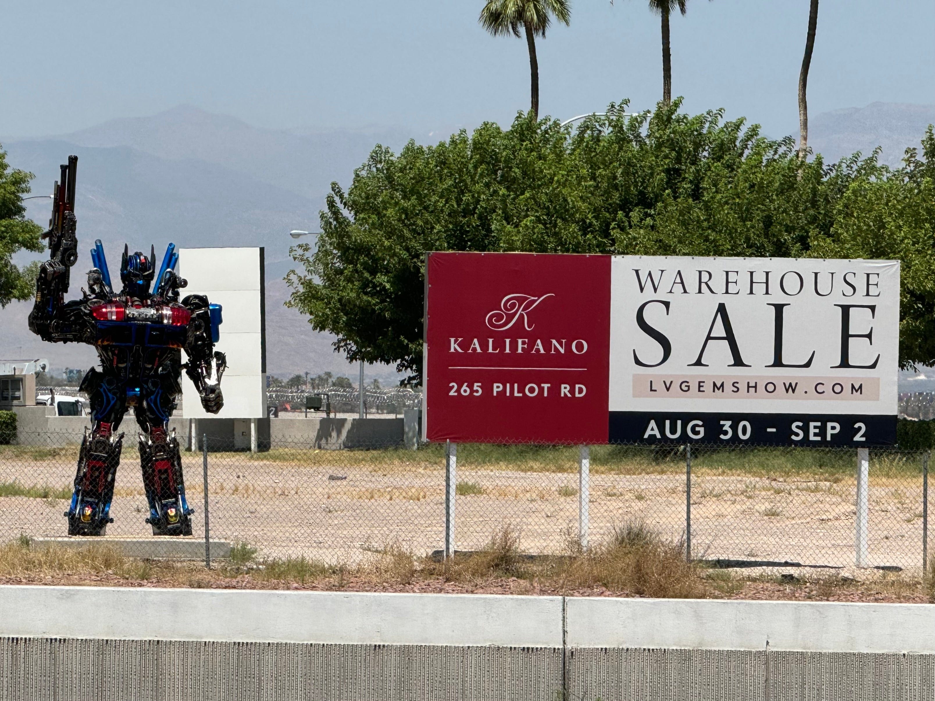 Kalifano Recycled Metal Art 157" Optimus Prime Inspired Recycled Metal Art Sculpture RMS-OP400-S05