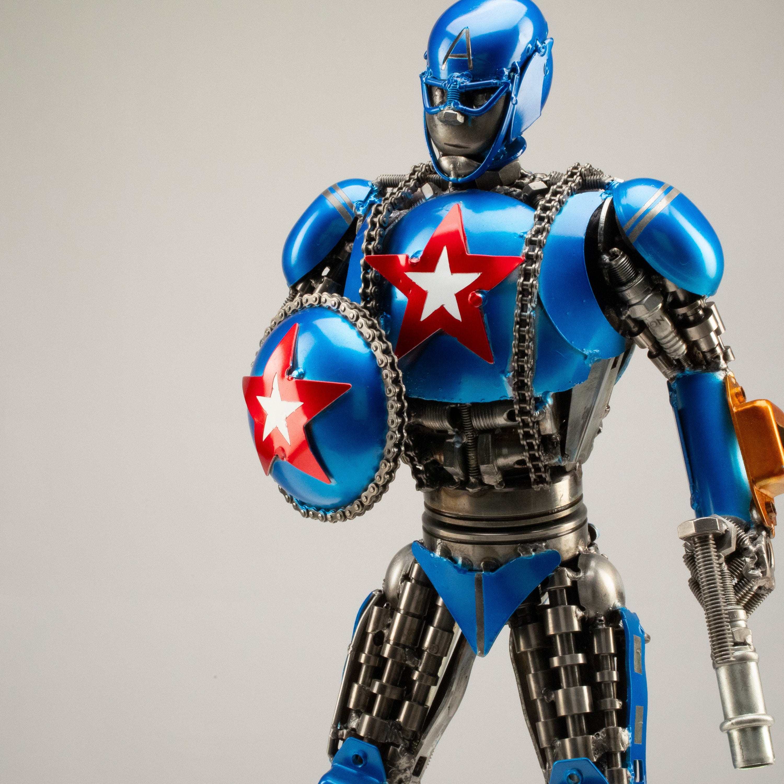 Kalifano Recycled Metal Art 22” Captain America Inspired Recycled Metal Sculpture RMS-CAP55-S
