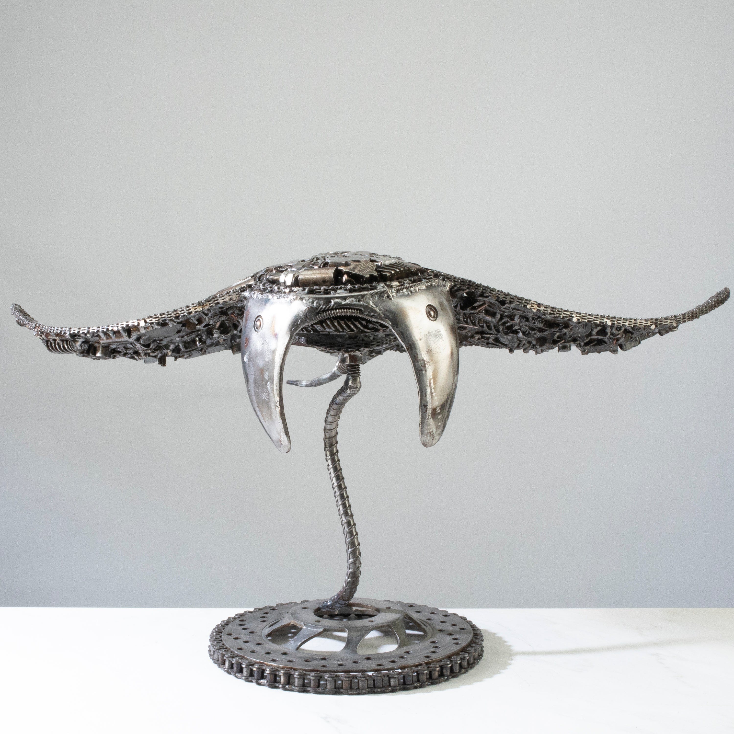 Kalifano Recycled Metal Art 25" Stingray Recycled Metal Art Sculpture RMS-SR62x34-PK